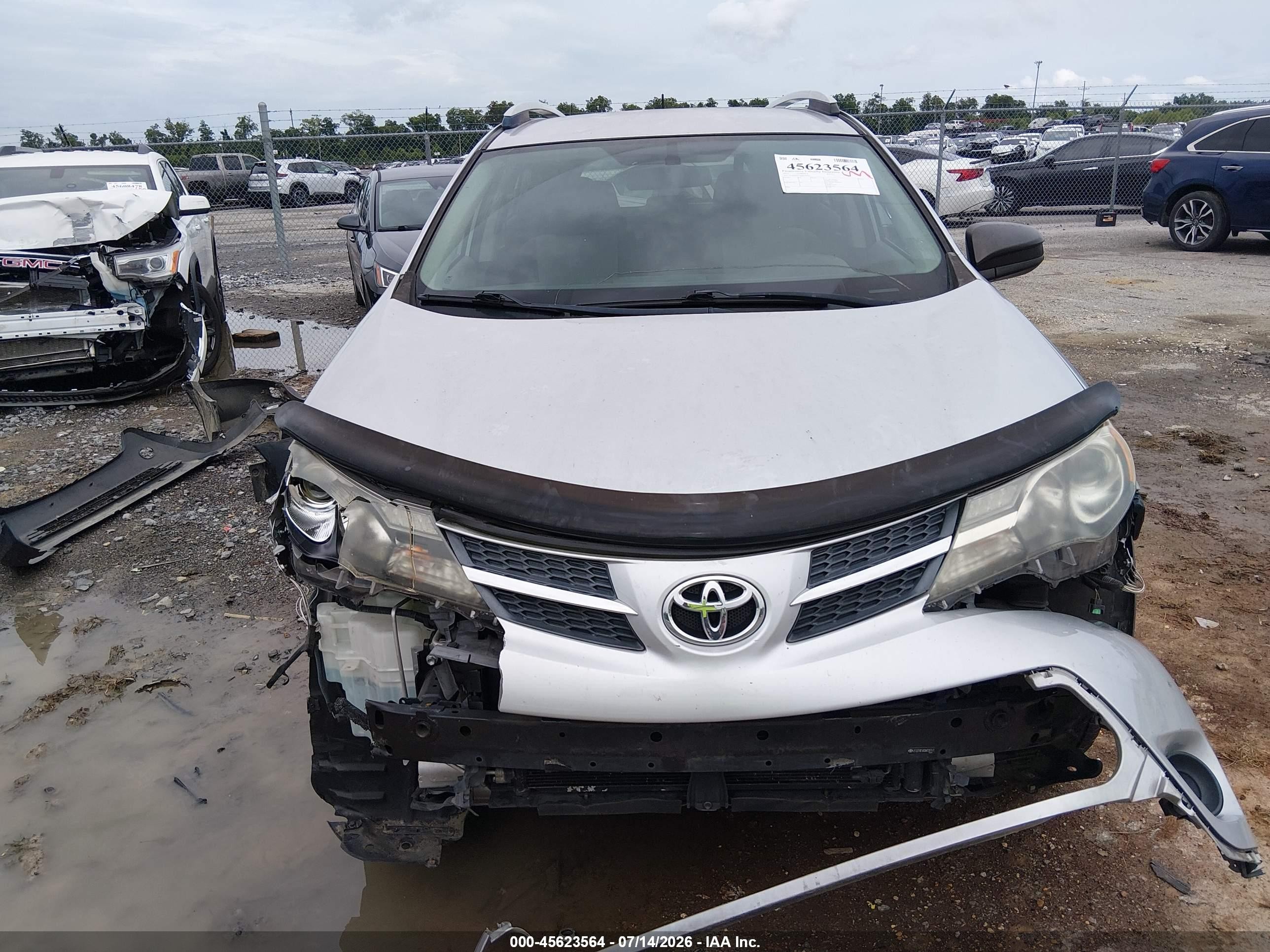 2013 Toyota Rav4 Le Silver vin: 2T3ZFREVXDW038741