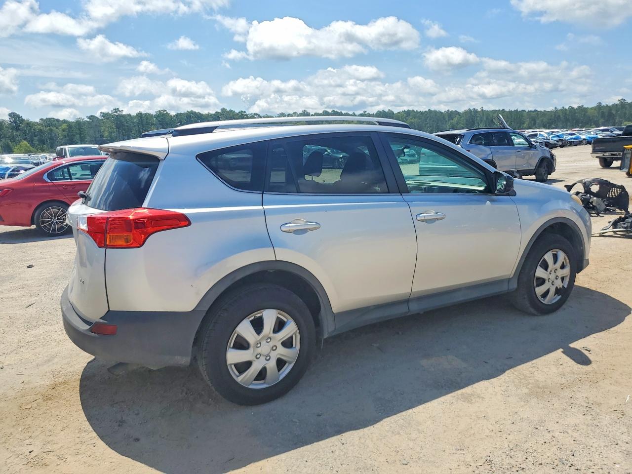 2014 Toyota Rav4 Le Silver vin: 2T3ZFREVXEW087598