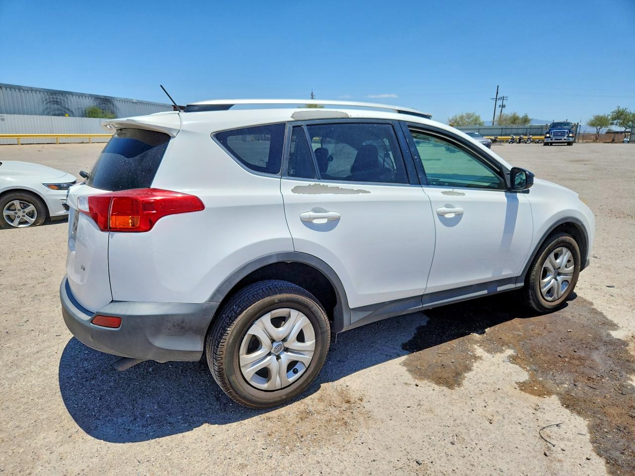 2014 Toyota Rav4 Le White vin: 2T3ZFREVXEW088475