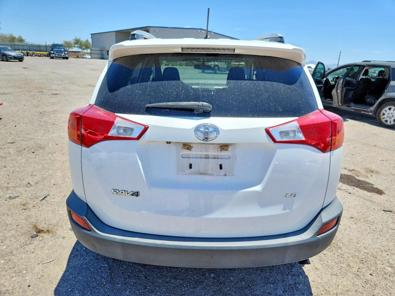 2014 Toyota Rav4 Le White vin: 2T3ZFREVXEW088475