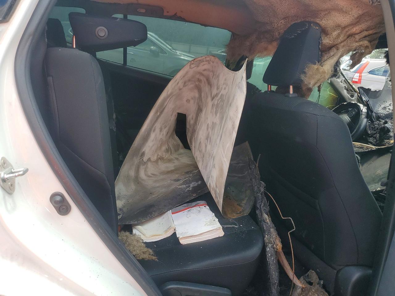 2014 Toyota Rav4 Le Burn vin: 2T3ZFREVXEW099816