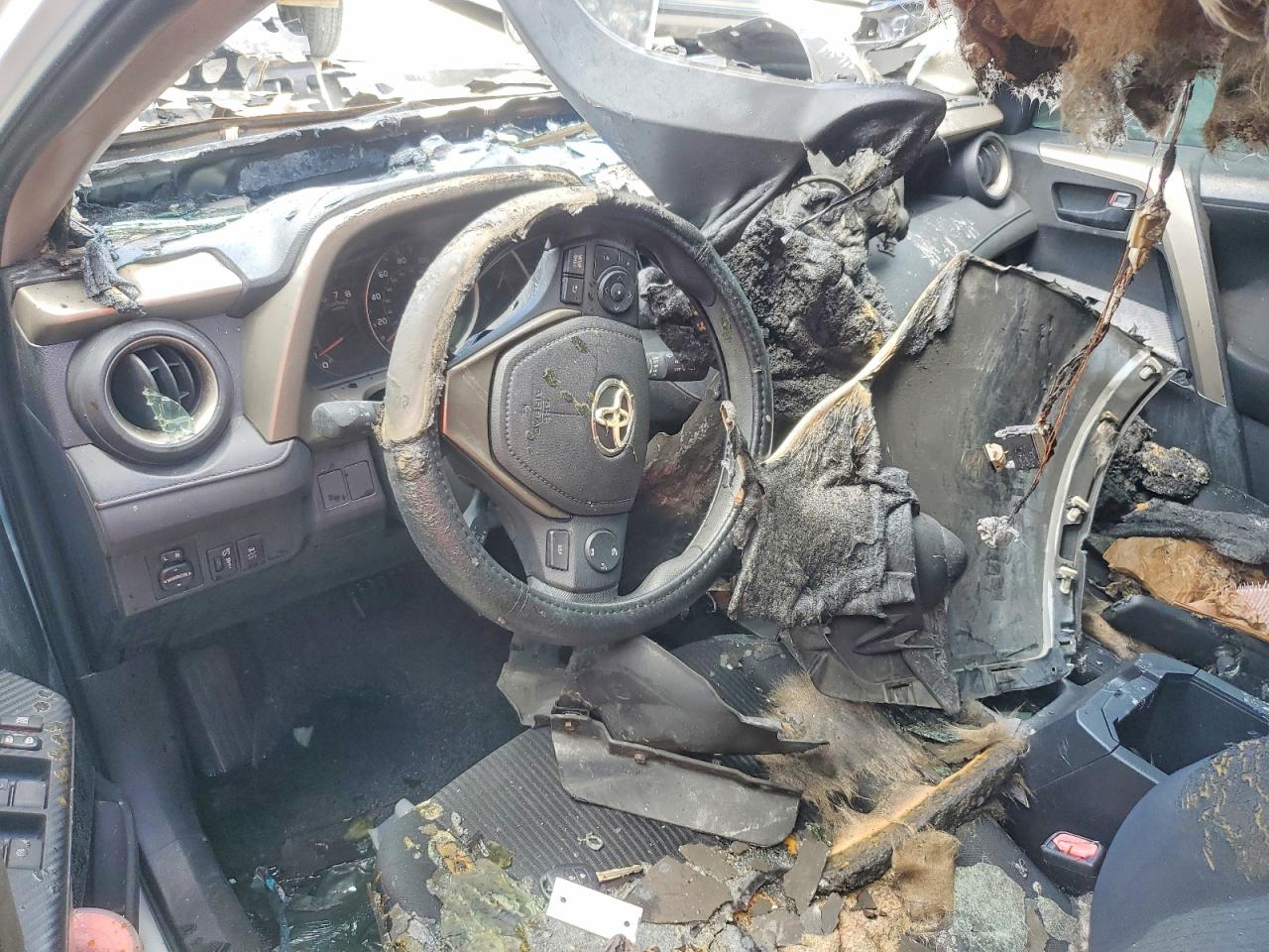 2014 Toyota Rav4 Le Burn vin: 2T3ZFREVXEW099816