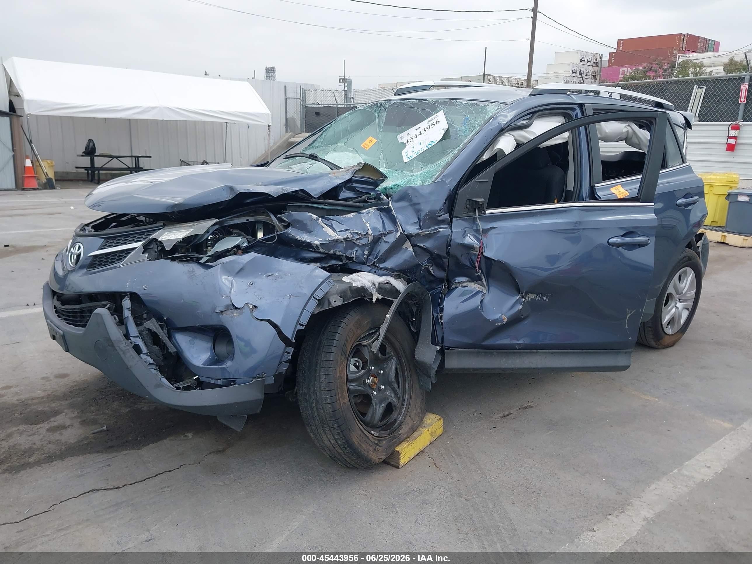 2014 Toyota Rav4 Le Blue vin: 2T3ZFREVXEW099931