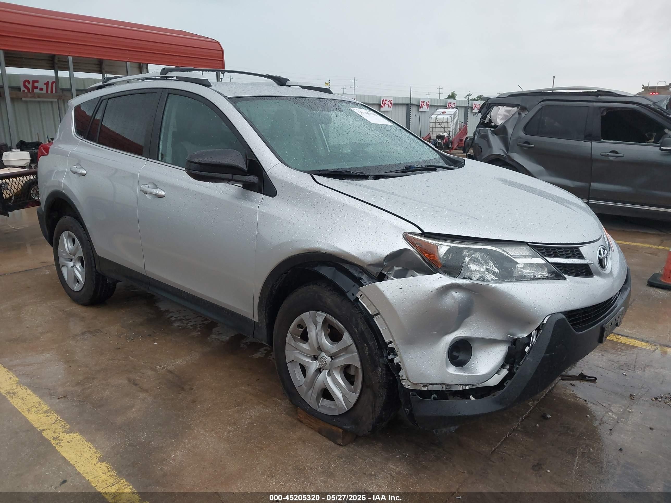 2014 Toyota Rav4 Le Серебряный vin: 2T3ZFREVXEW117134