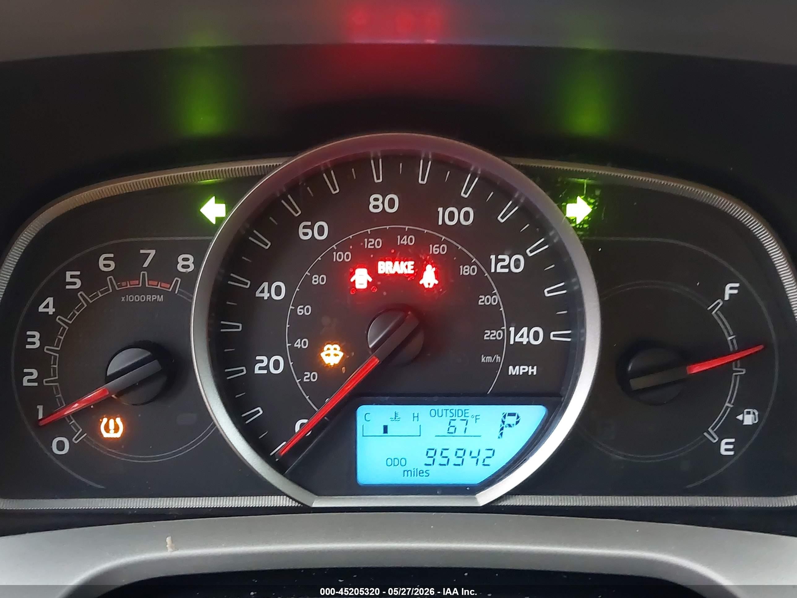 2014 Toyota Rav4 Le Silver vin: 2T3ZFREVXEW117134