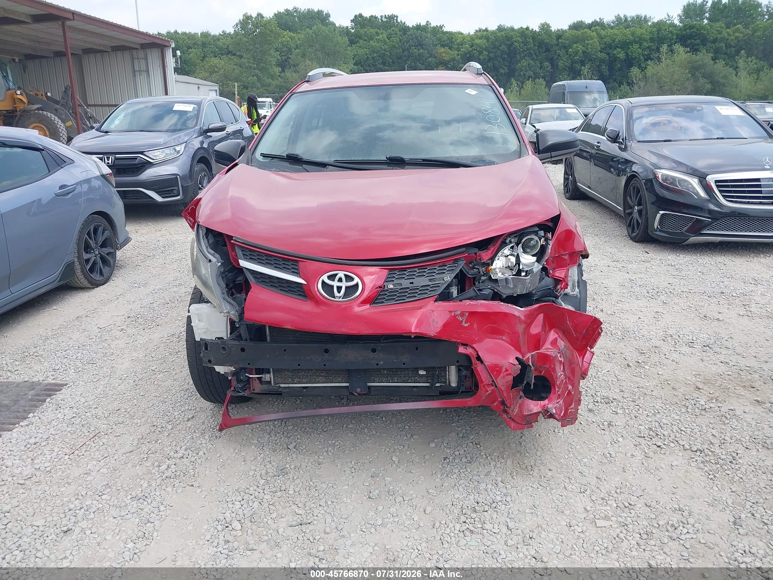 2015 Toyota Rav4 Le Red vin: 2T3ZFREVXFW130841