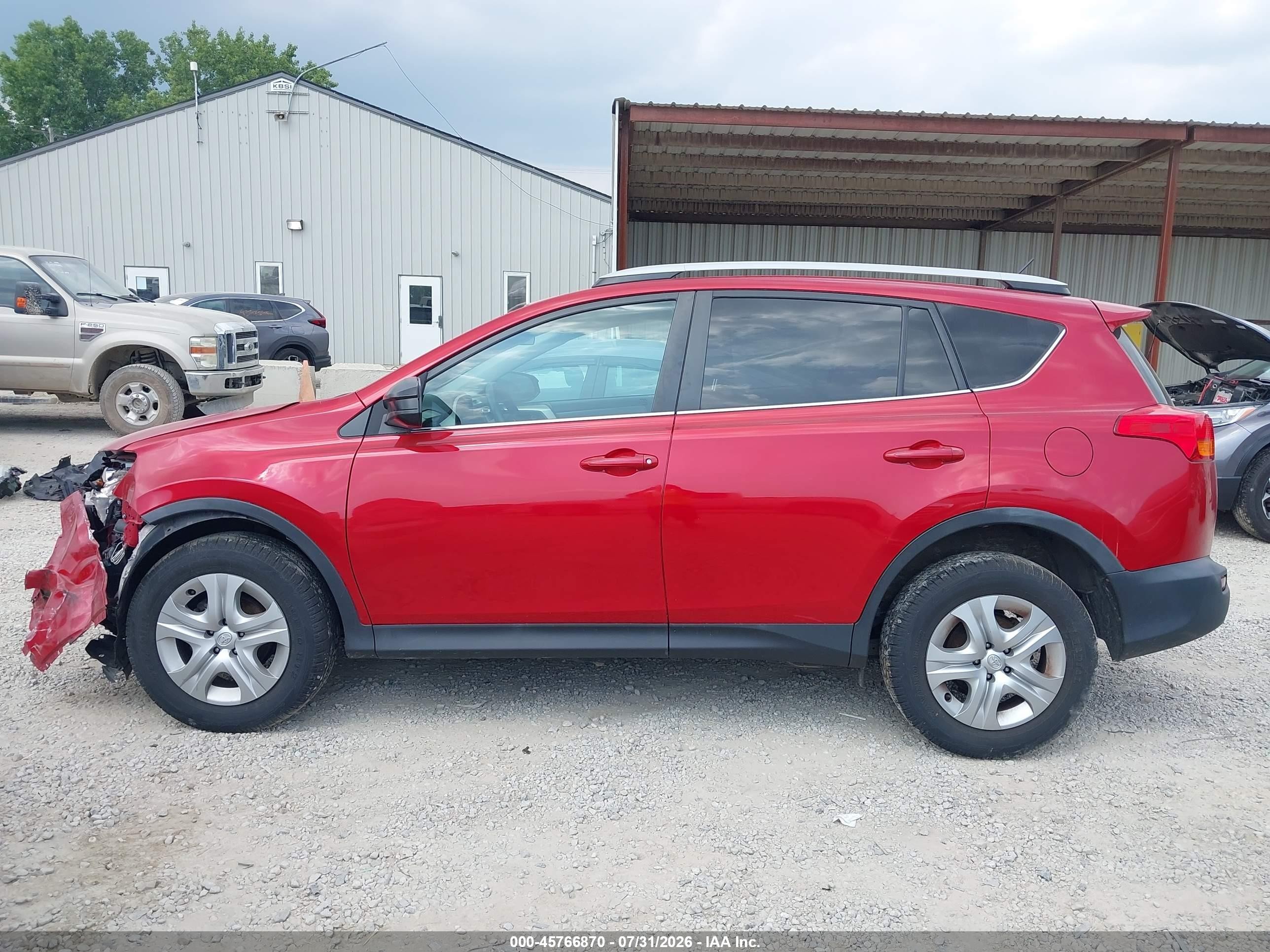 2015 Toyota Rav4 Le Red vin: 2T3ZFREVXFW130841