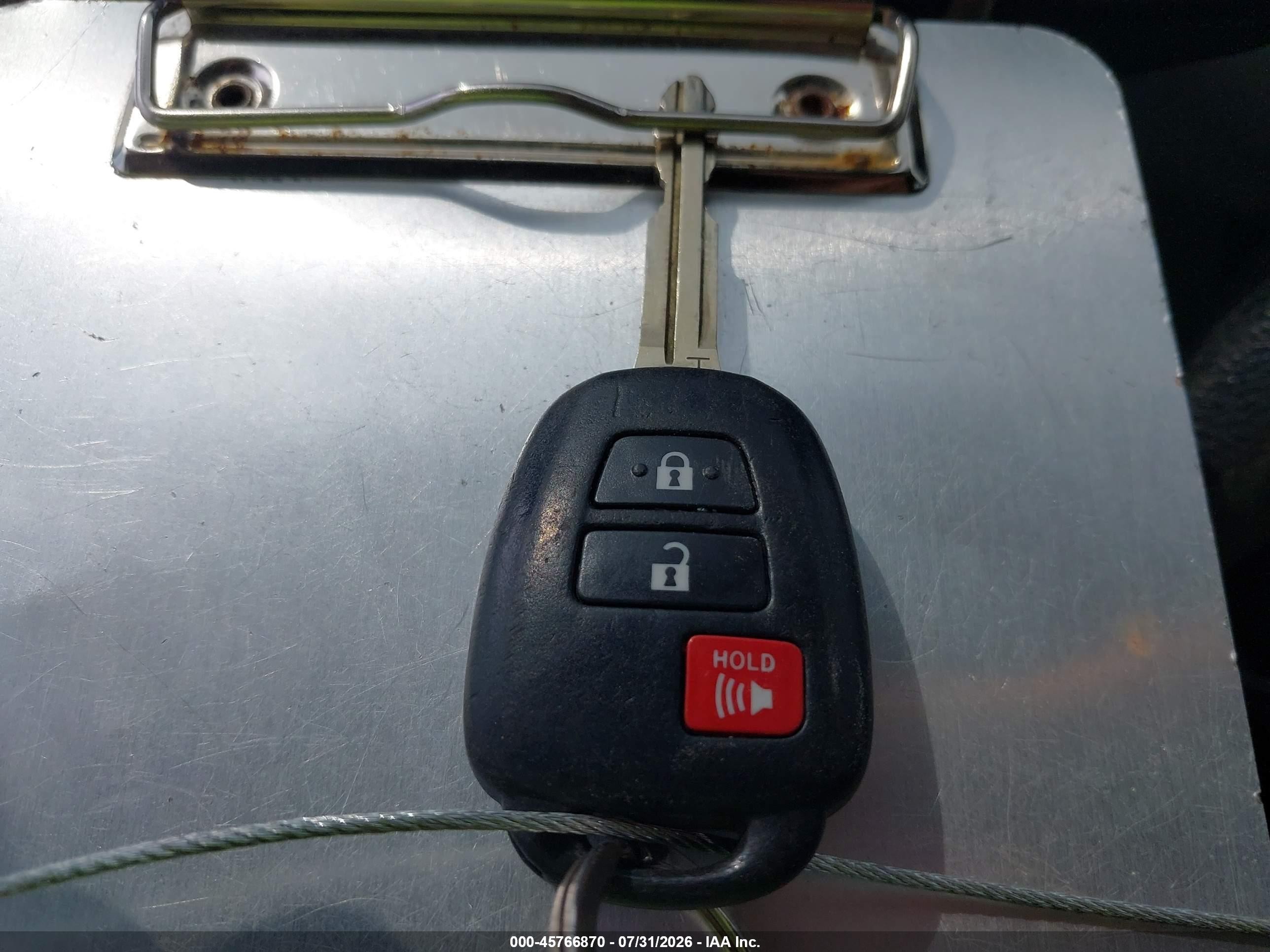 2015 Toyota Rav4 Le Red vin: 2T3ZFREVXFW130841