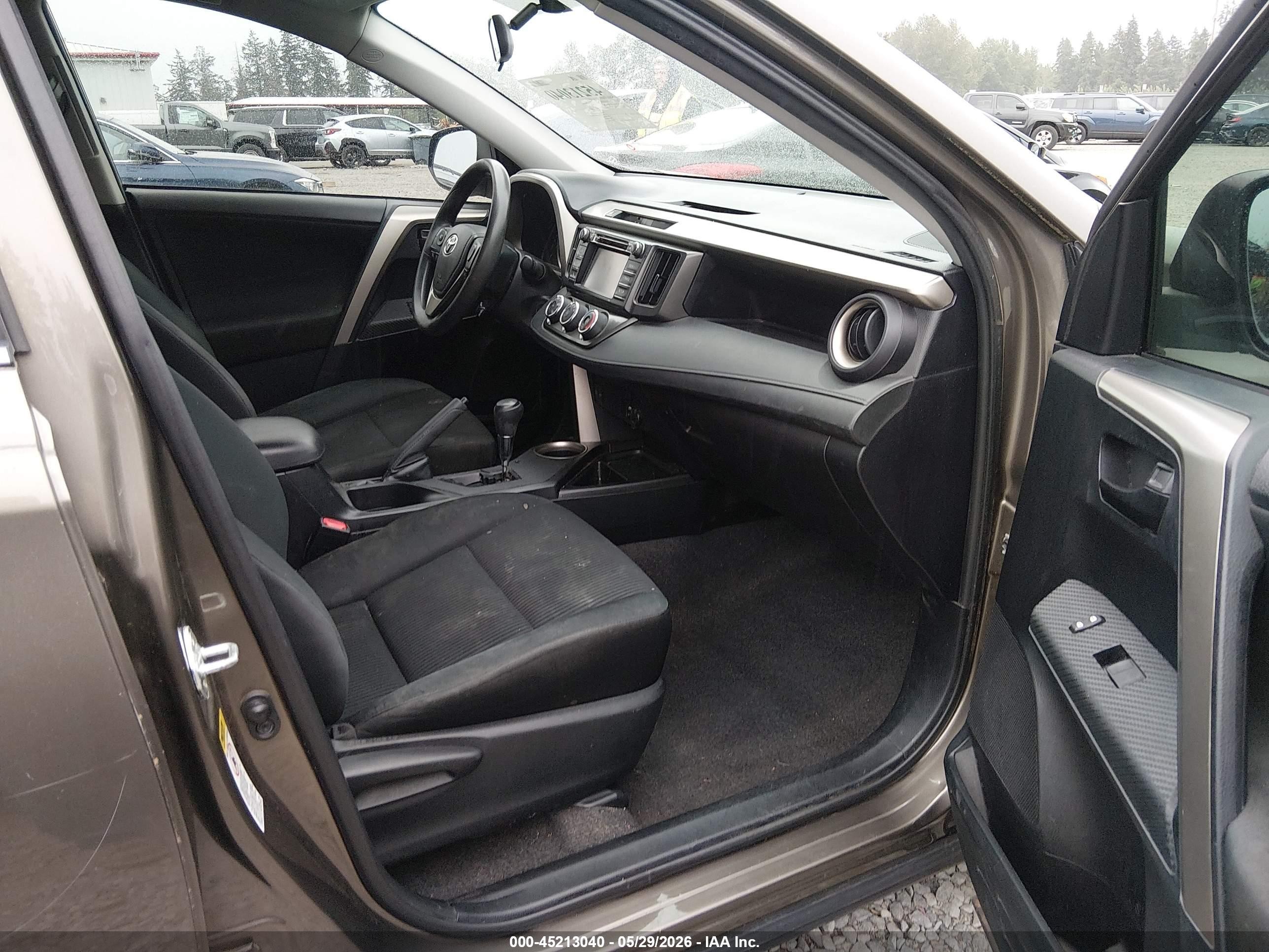 2015 Toyota Rav4 Le Gray vin: 2T3ZFREVXFW150796