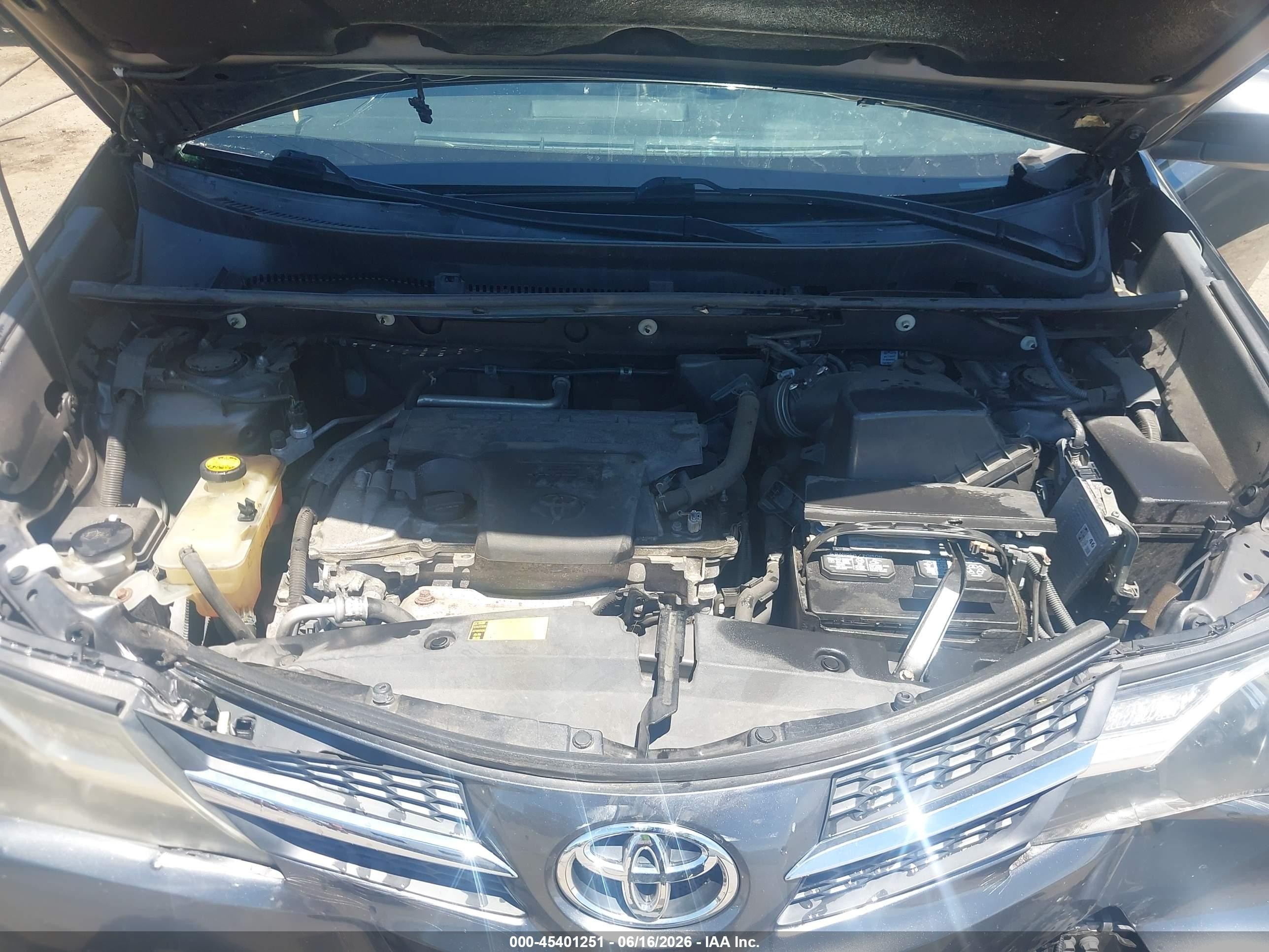 2015 Toyota Rav4 Le Gray vin: 2T3ZFREVXFW220250