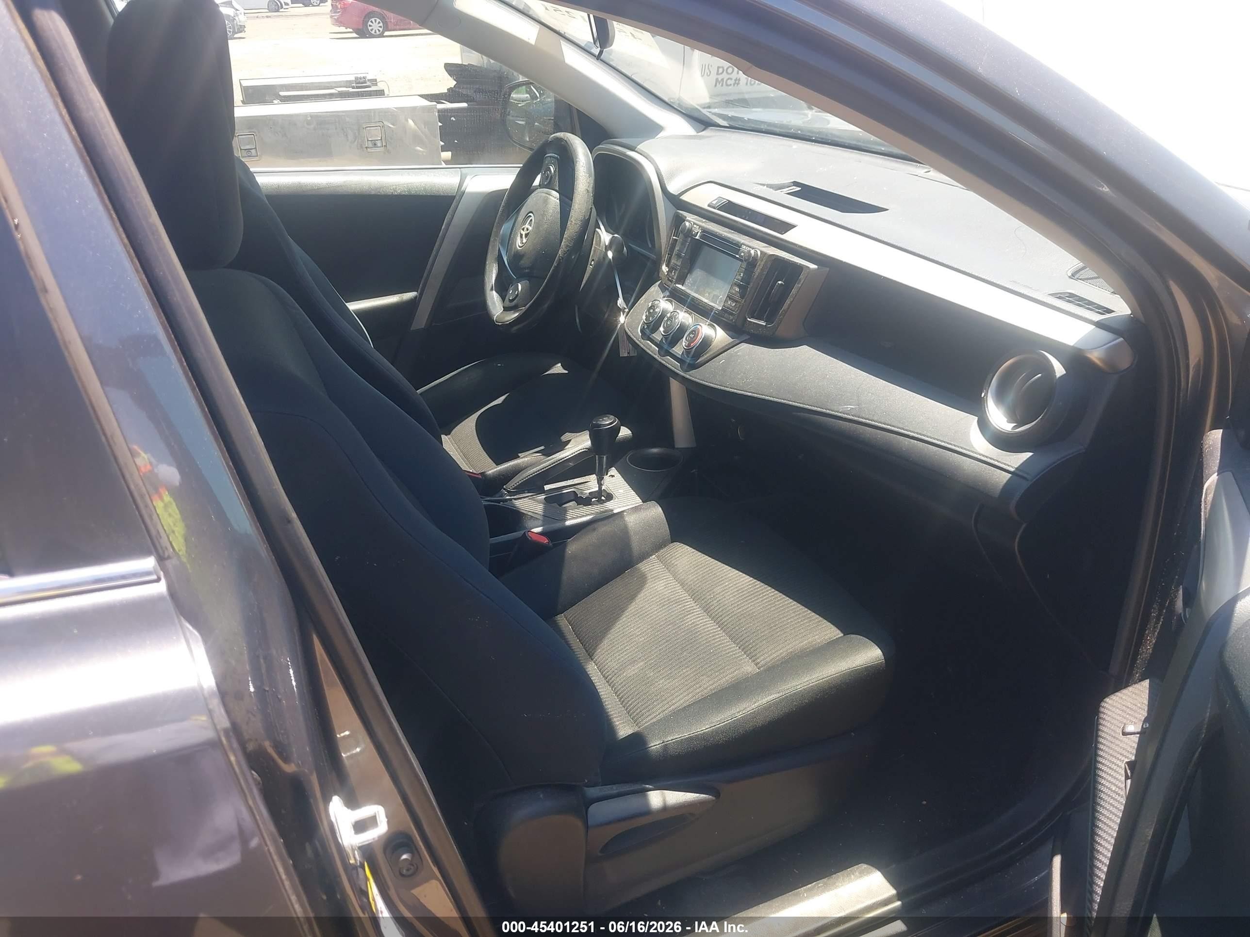 2015 Toyota Rav4 Le Gray vin: 2T3ZFREVXFW220250