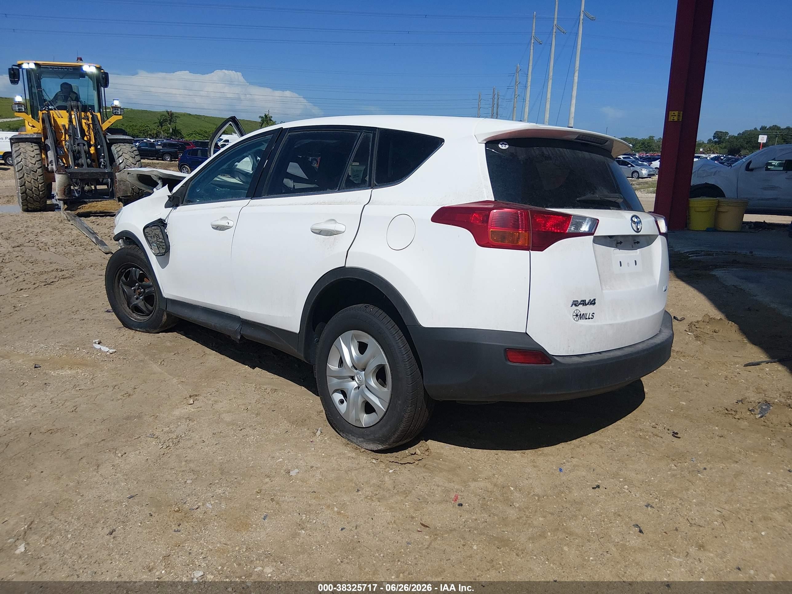 2015 Toyota Rav4 Le White vin: 2T3ZFREVXFW225559