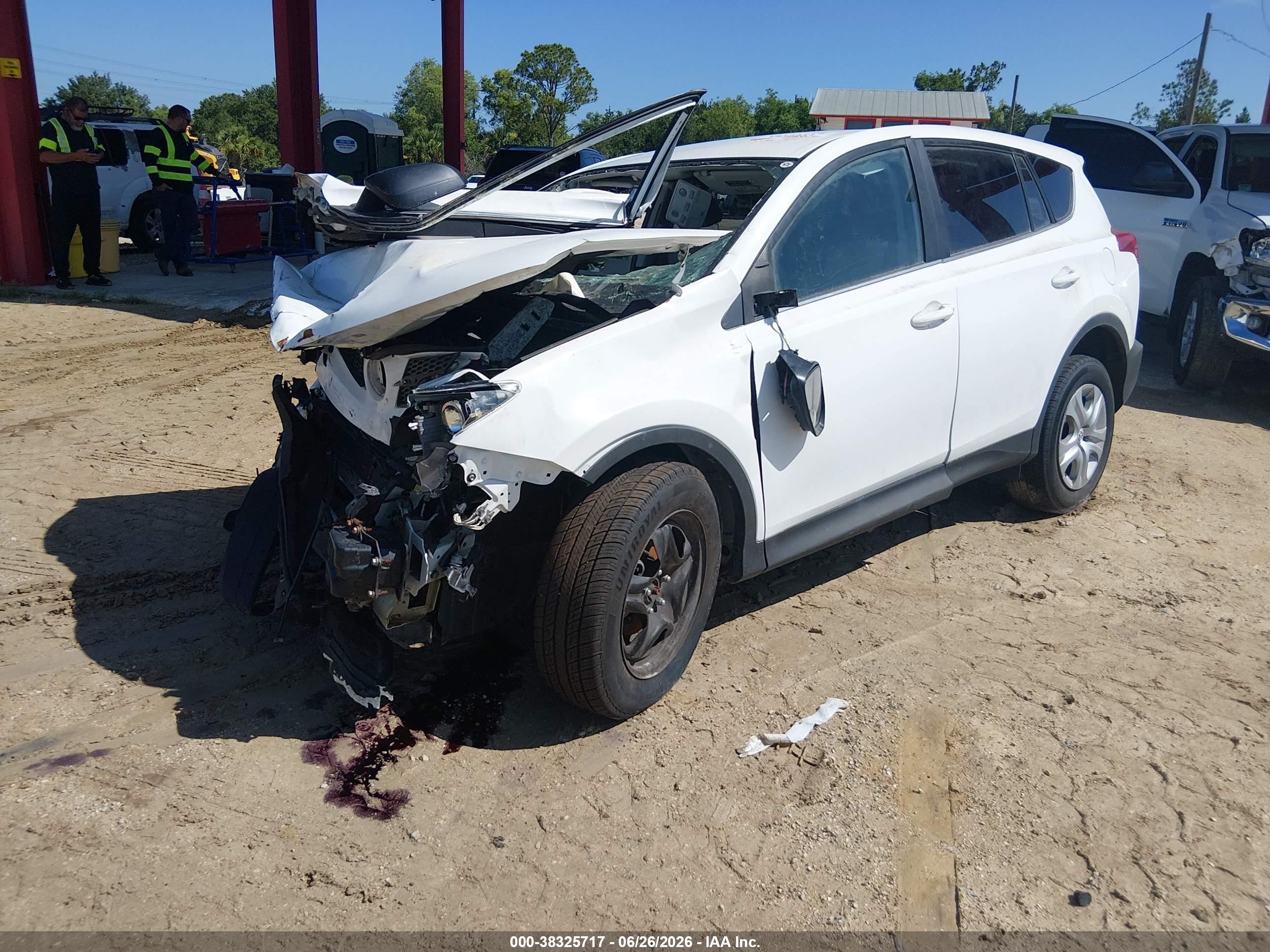 2015 Toyota Rav4 Le White vin: 2T3ZFREVXFW225559