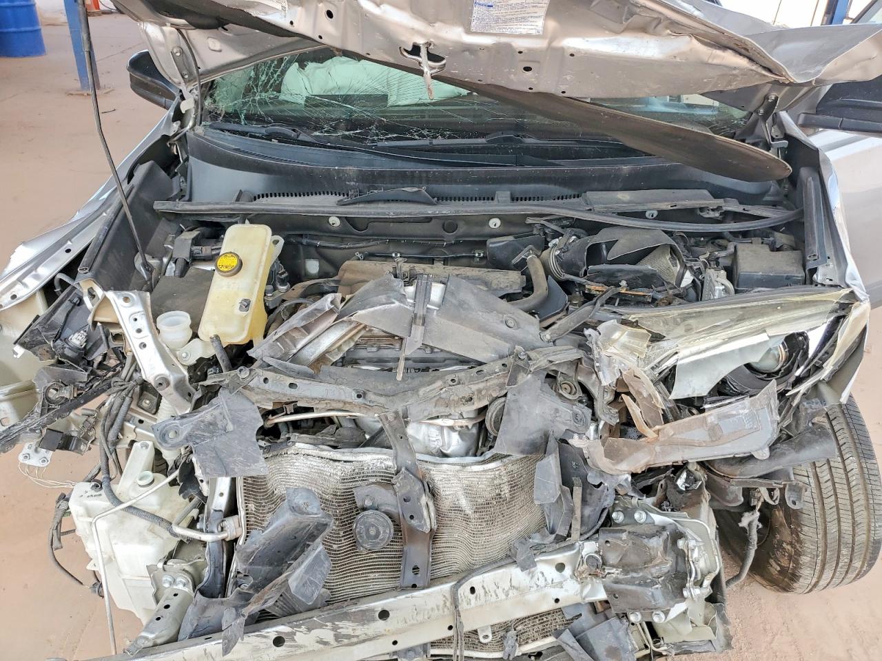 2017 Toyota Rav4 Le Silver vin: 2T3ZFREVXHW340097
