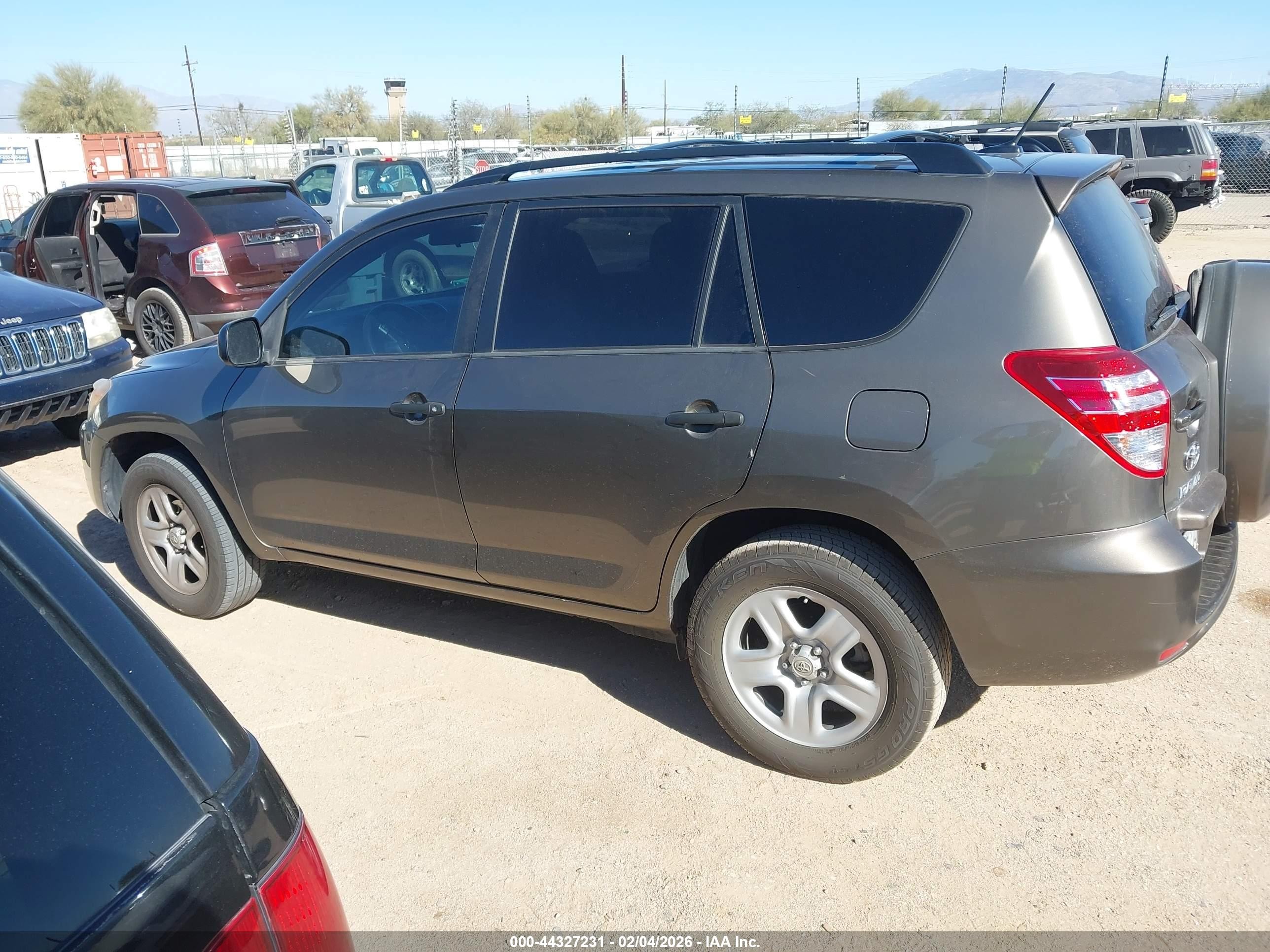 2012 Toyota Rav4 Base V6 Brown vin: 2T3ZK4DV0CW018108