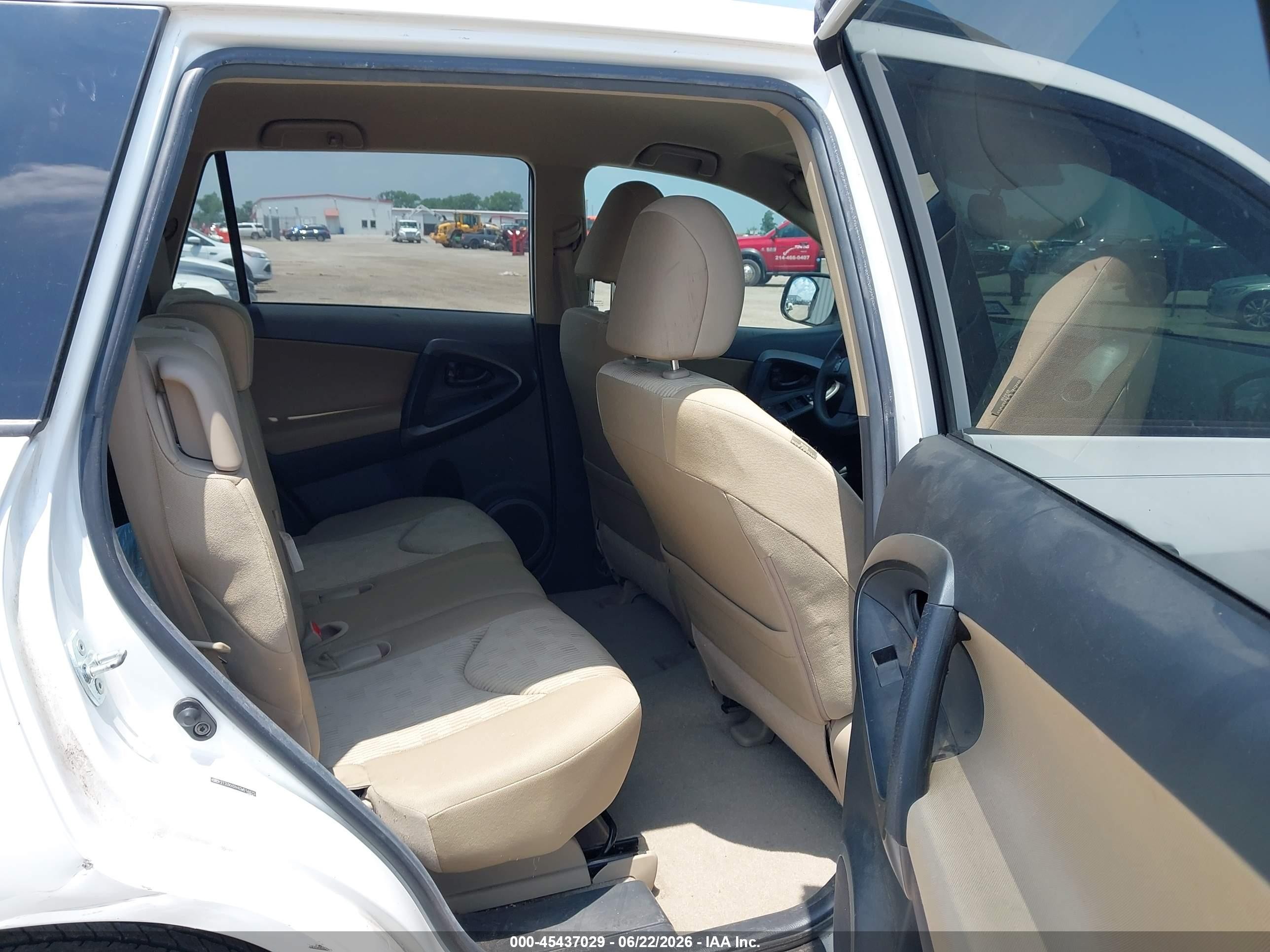 2012 Toyota Rav4 Base V6 White vin: 2T3ZK4DV4CW014675