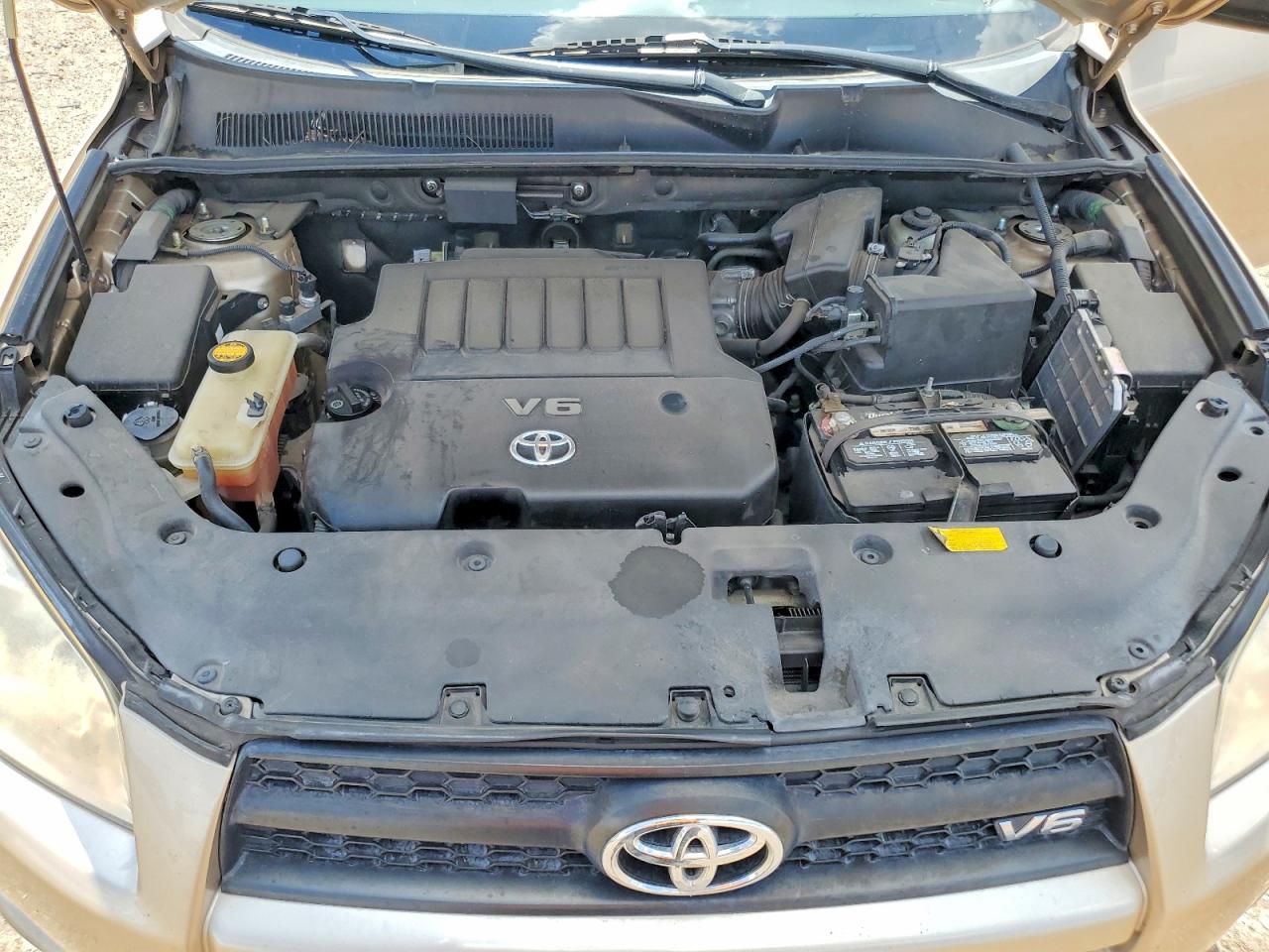 2012 Toyota Rav4 Base Gold vin: 2T3ZK4DV6CW017917