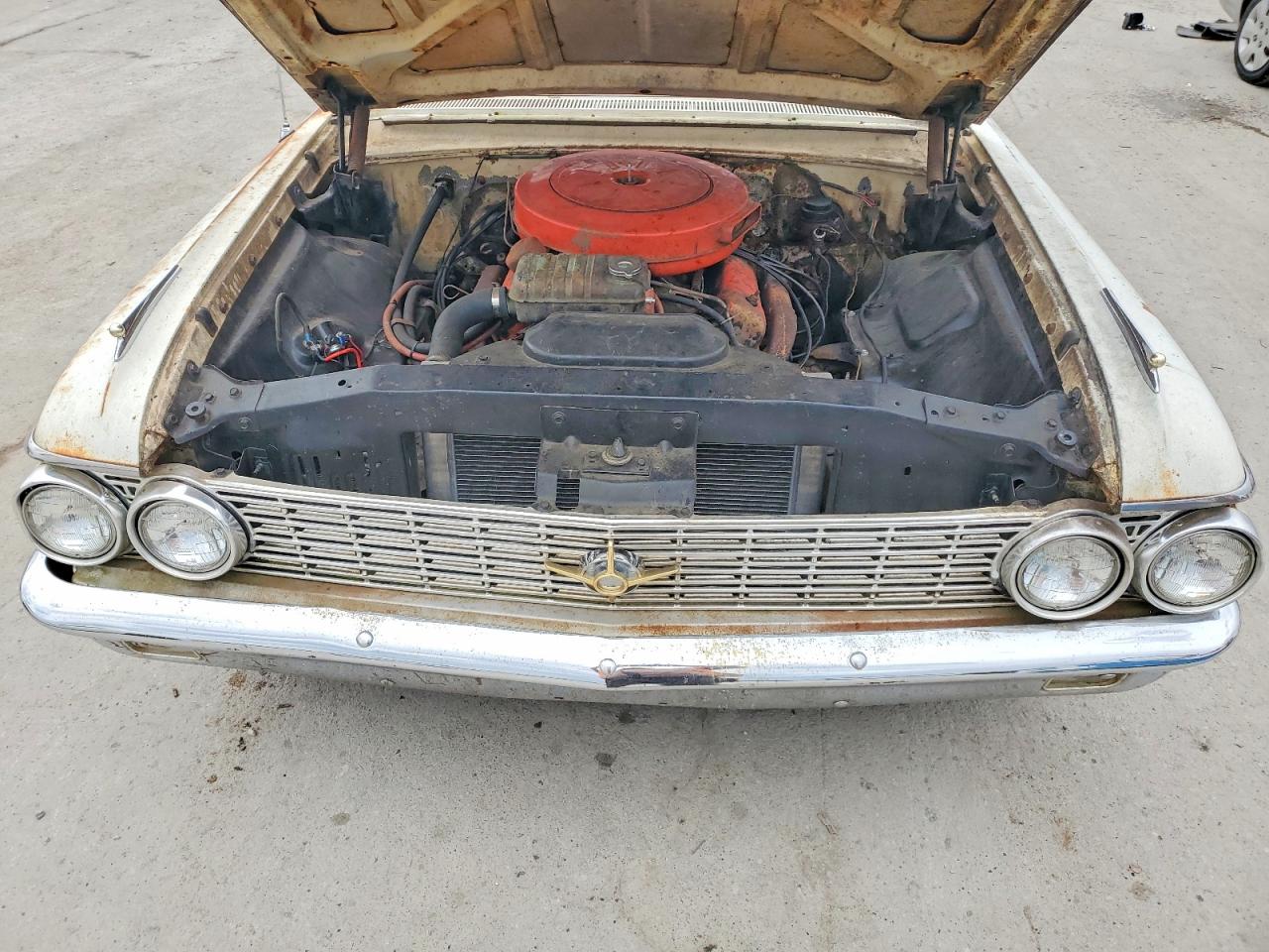1962 Ford Galaxie White vin: 2U62W115151