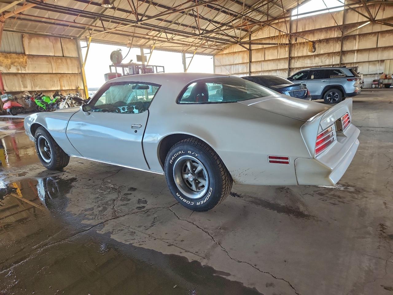 1978 Pontiac Firebird White vin: 2U87K8L123817