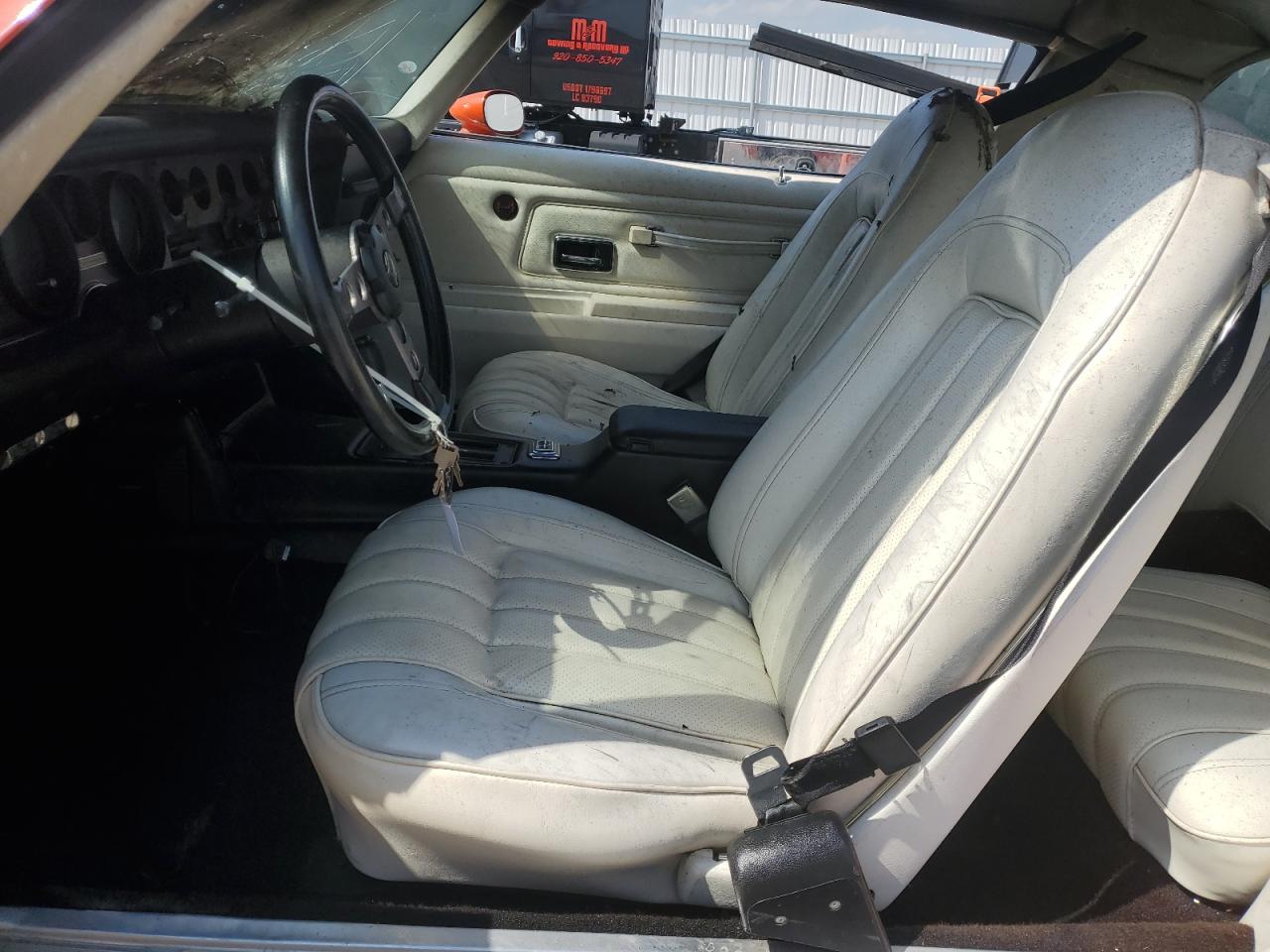 1976 Pontiac Uk   Orange vin: 2U87Z6N603201
