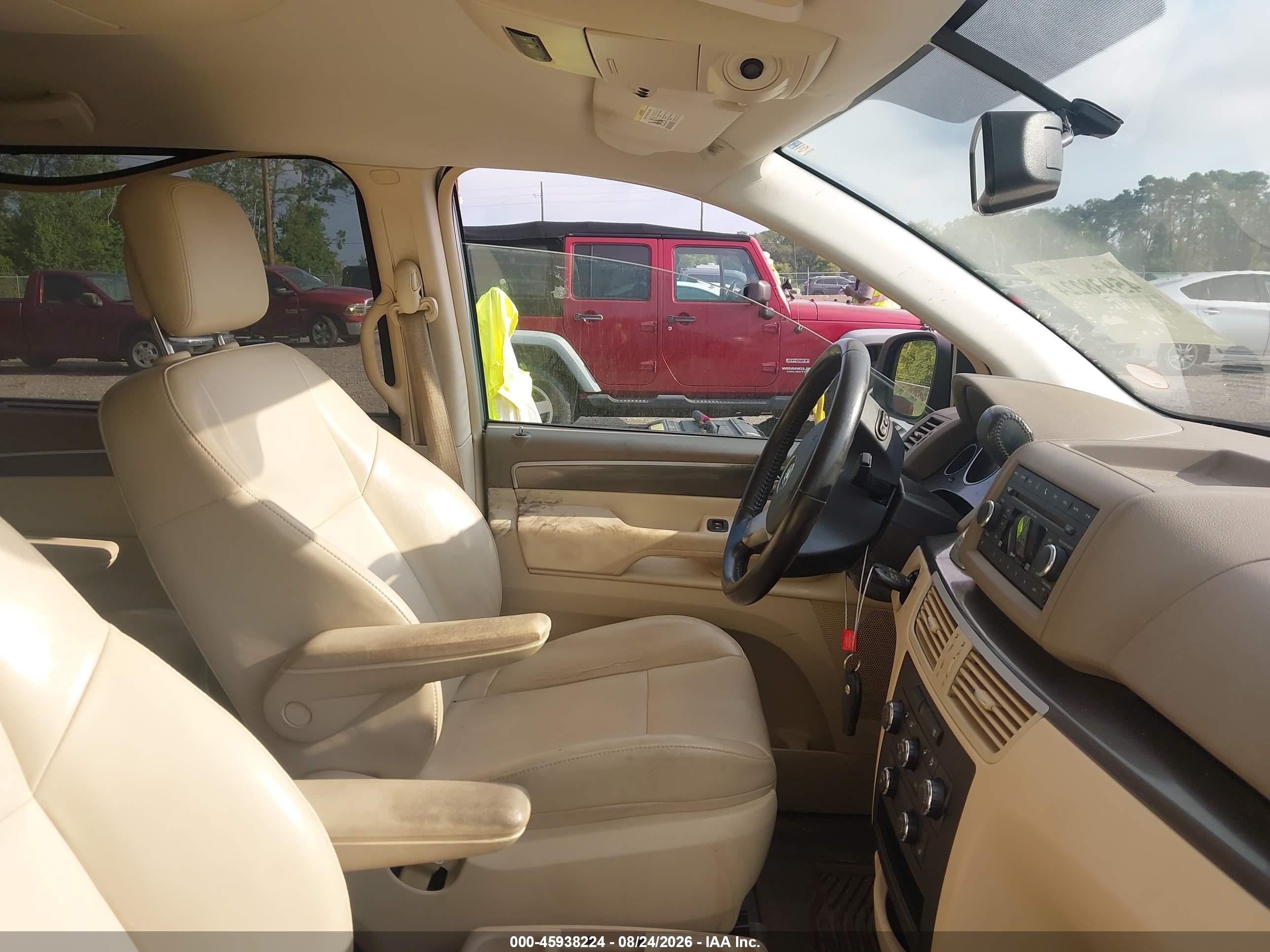 2010 Volkswagen Routan Se Blue vin: 2V4RW3D12AR280267