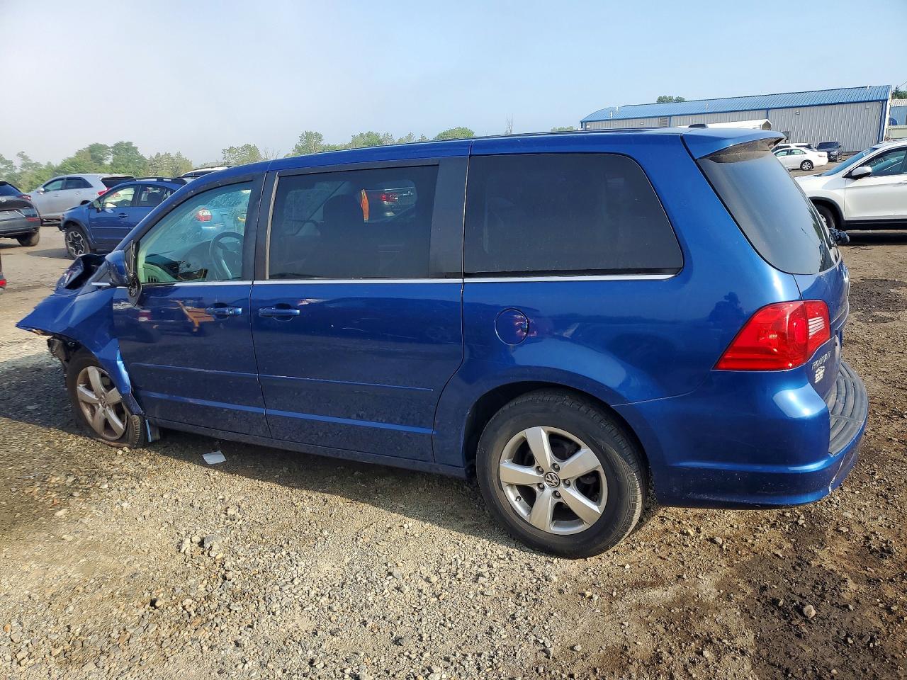2010 Volkswagen Routan Se Синий vin: 2V4RW3D14AR296132