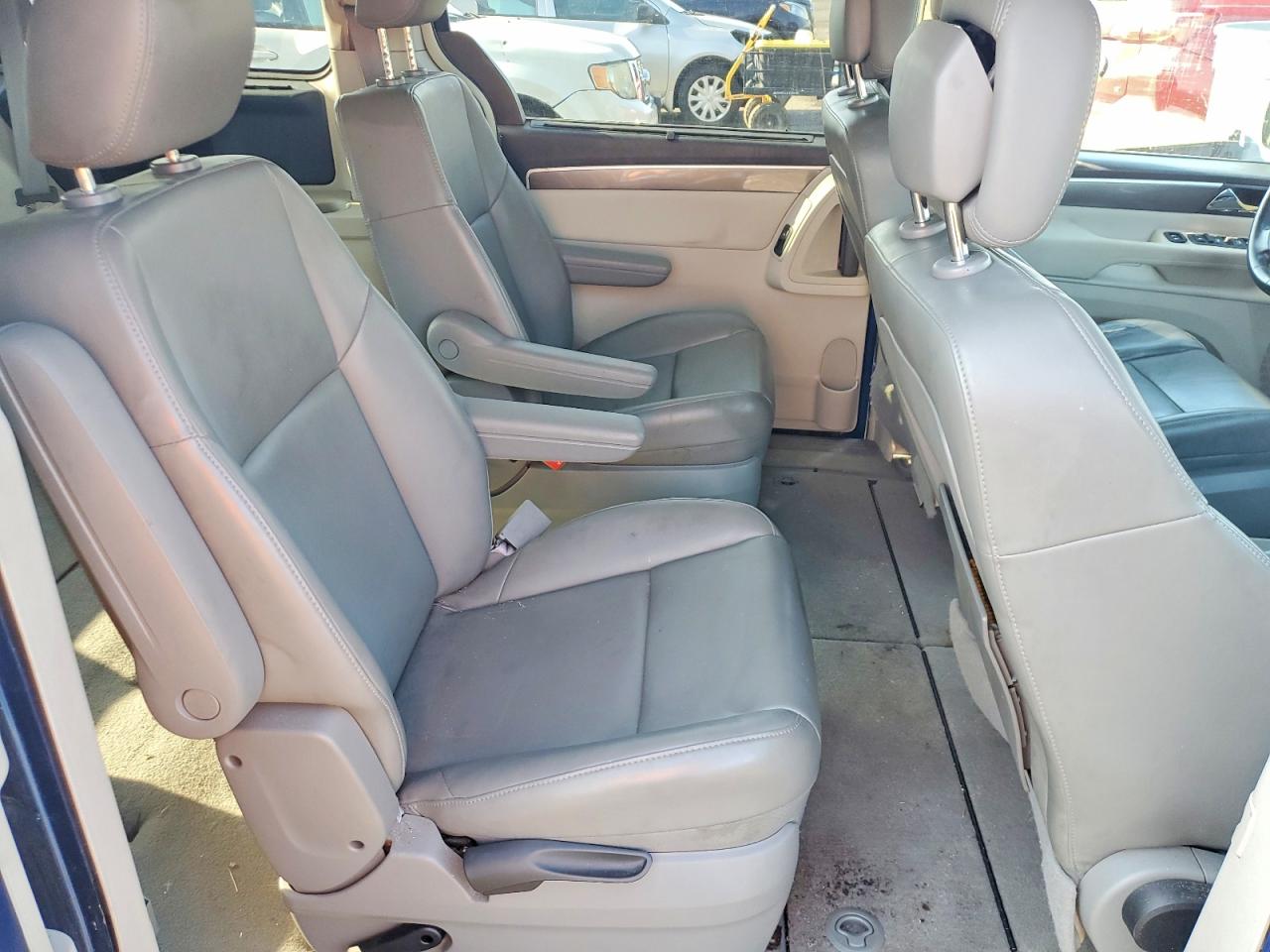 2010 Volkswagen Routan Se Синий vin: 2V4RW3D14AR296132