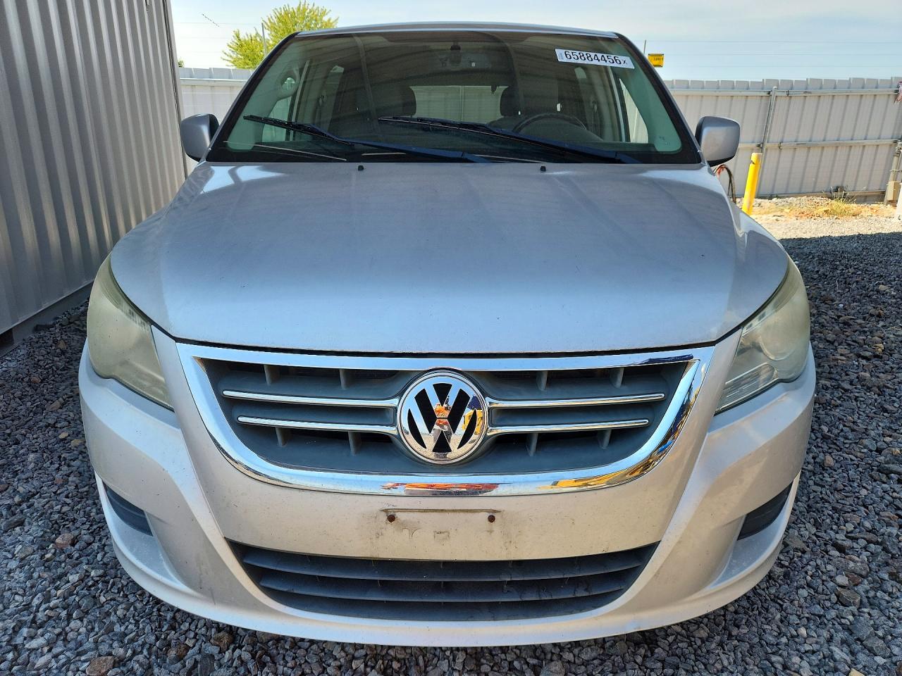 2010 Volkswagen Routan Se Silver vin: 2V4RW3D17AR268194