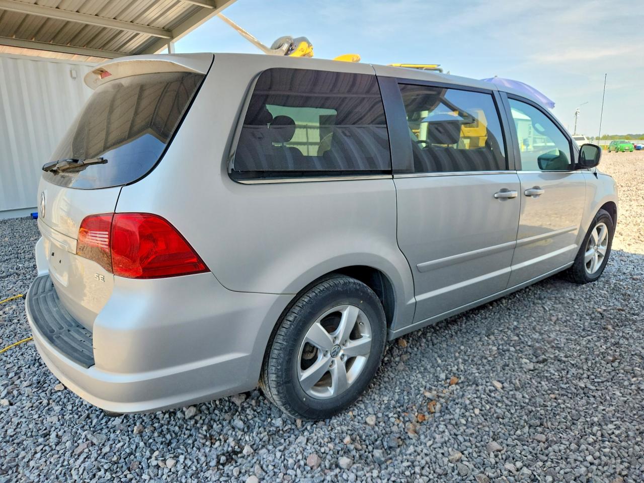 2010 Volkswagen Routan Se Silver vin: 2V4RW3D17AR268194