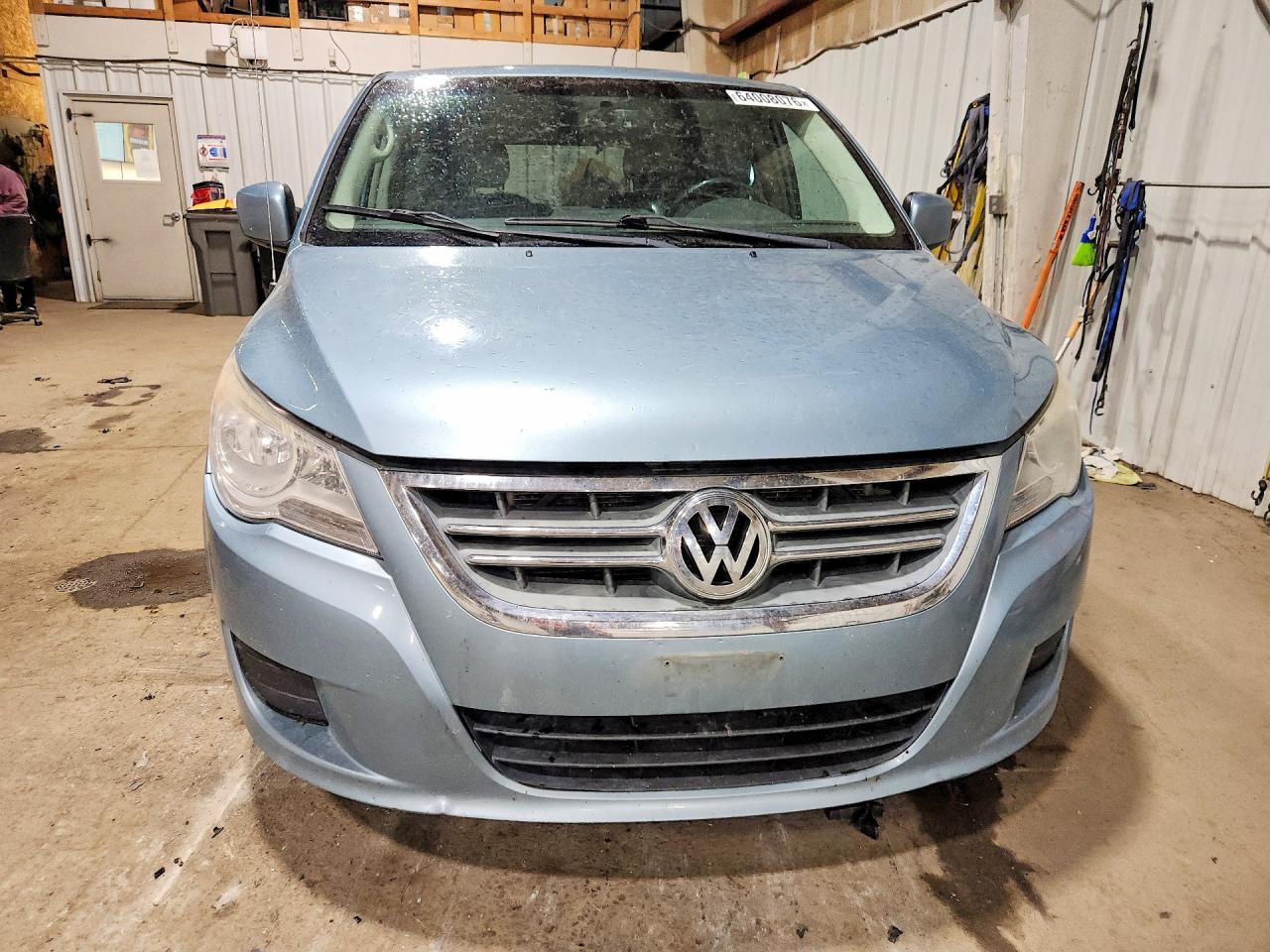 2010 Volkswagen Routan Se Blue vin: 2V4RW3D18AR236967