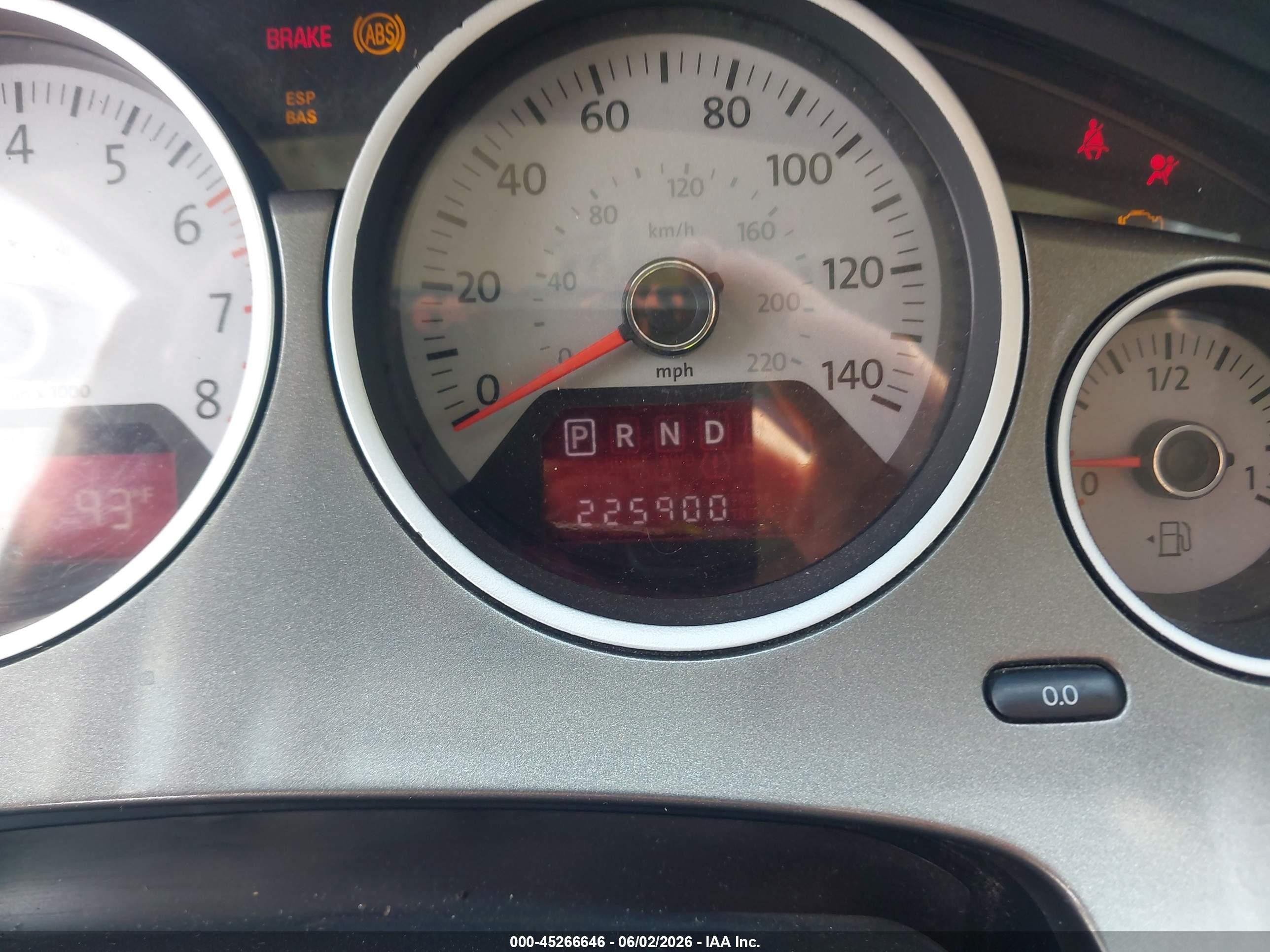 2010 Volkswagen Routan Se Silver vin: 2V4RW3D18AR324756