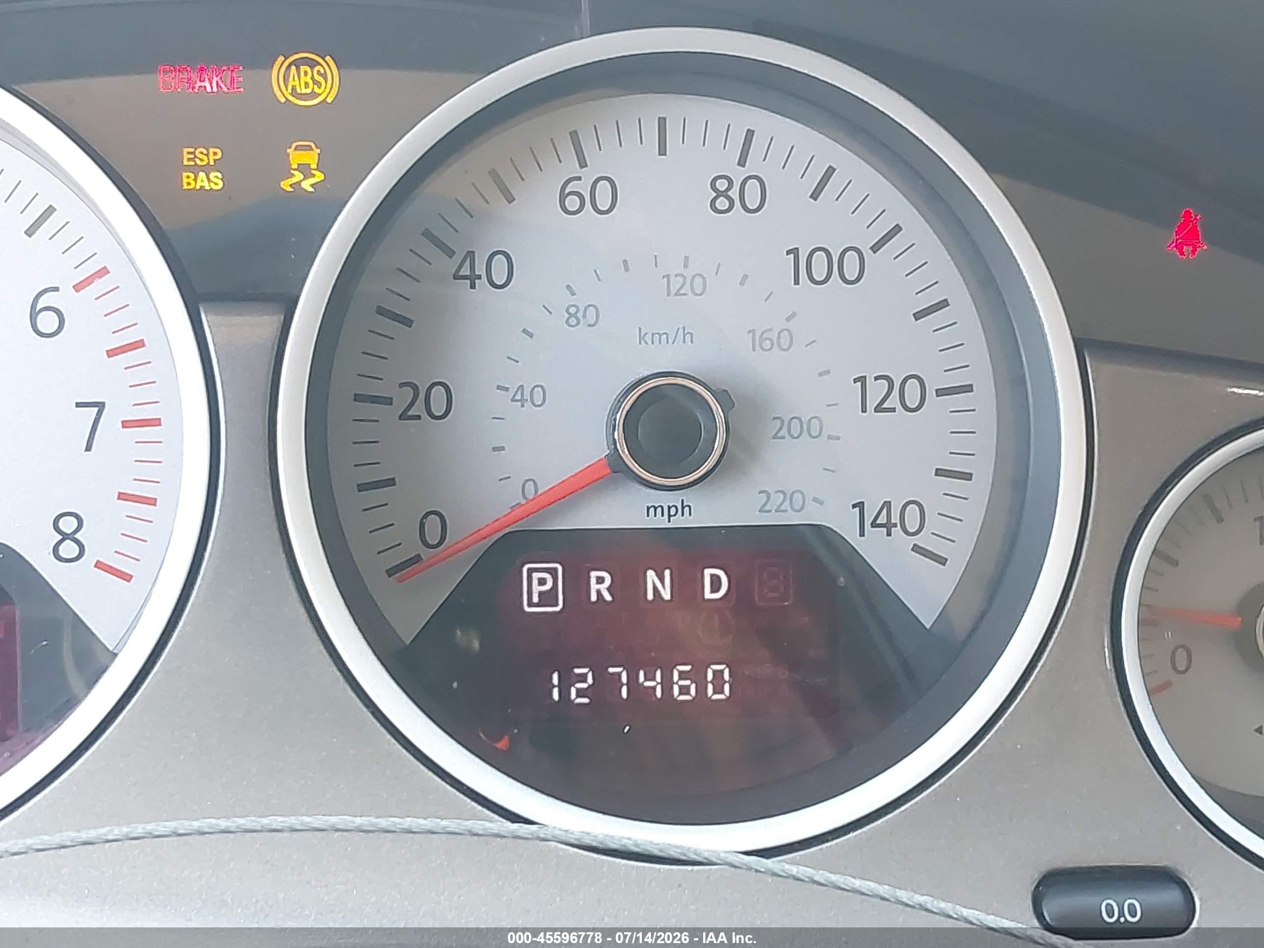 2010 Volkswagen Routan Se Silver vin: 2V4RW3D18AR424324