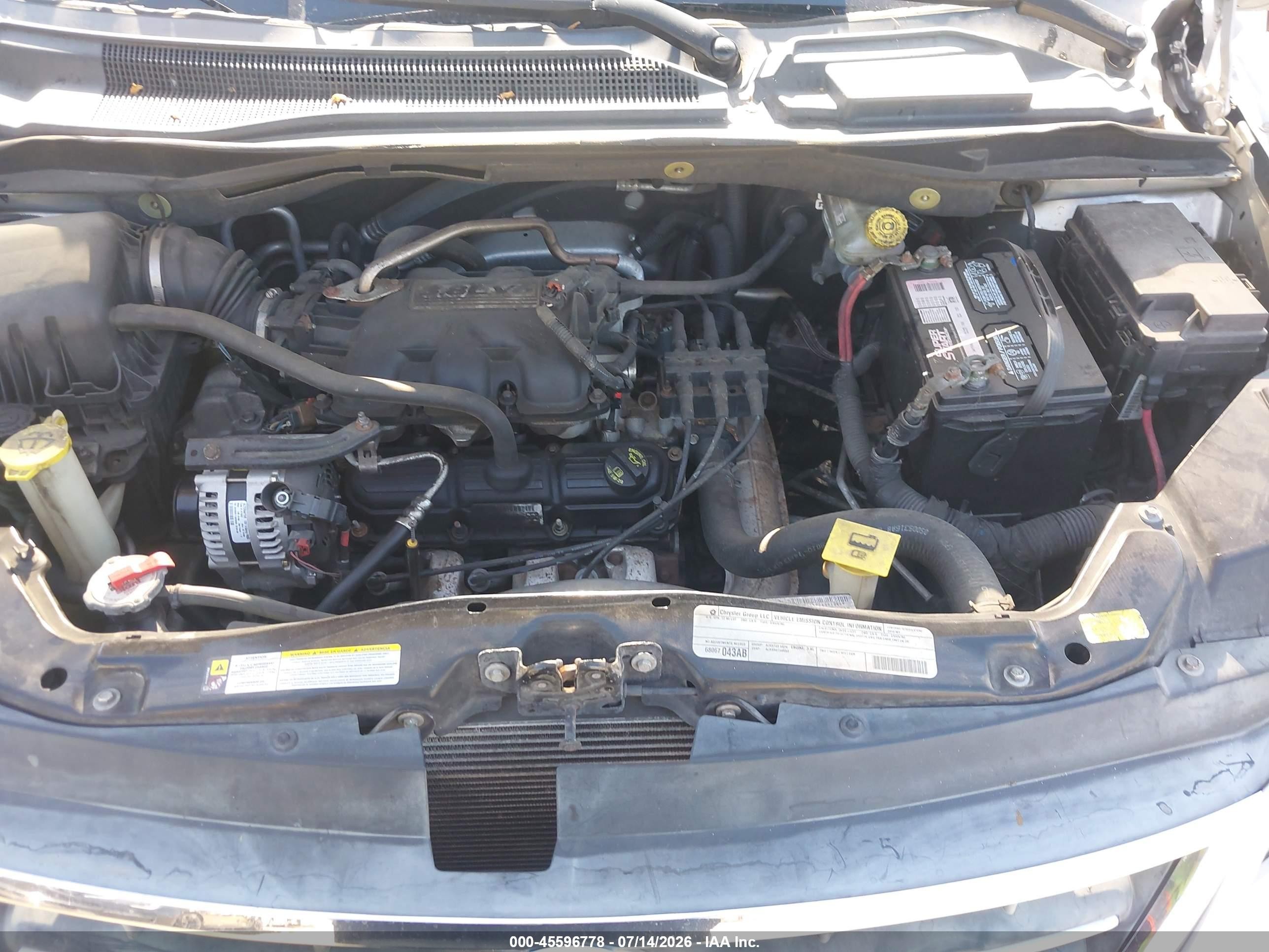 2010 Volkswagen Routan Se Silver vin: 2V4RW3D18AR424324
