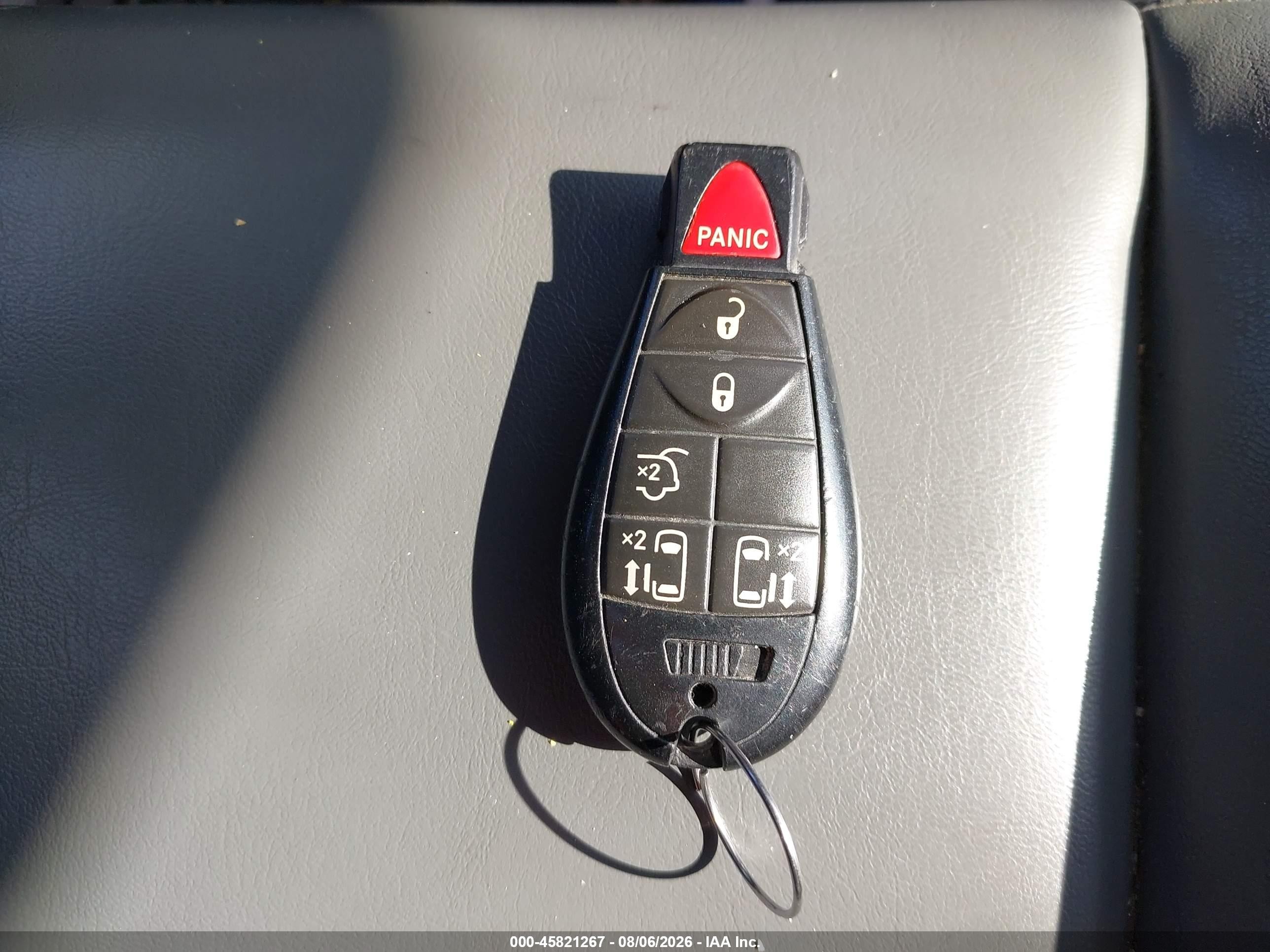 2010 Volkswagen Routan Se Dark Blue vin: 2V4RW3D19AR388286
