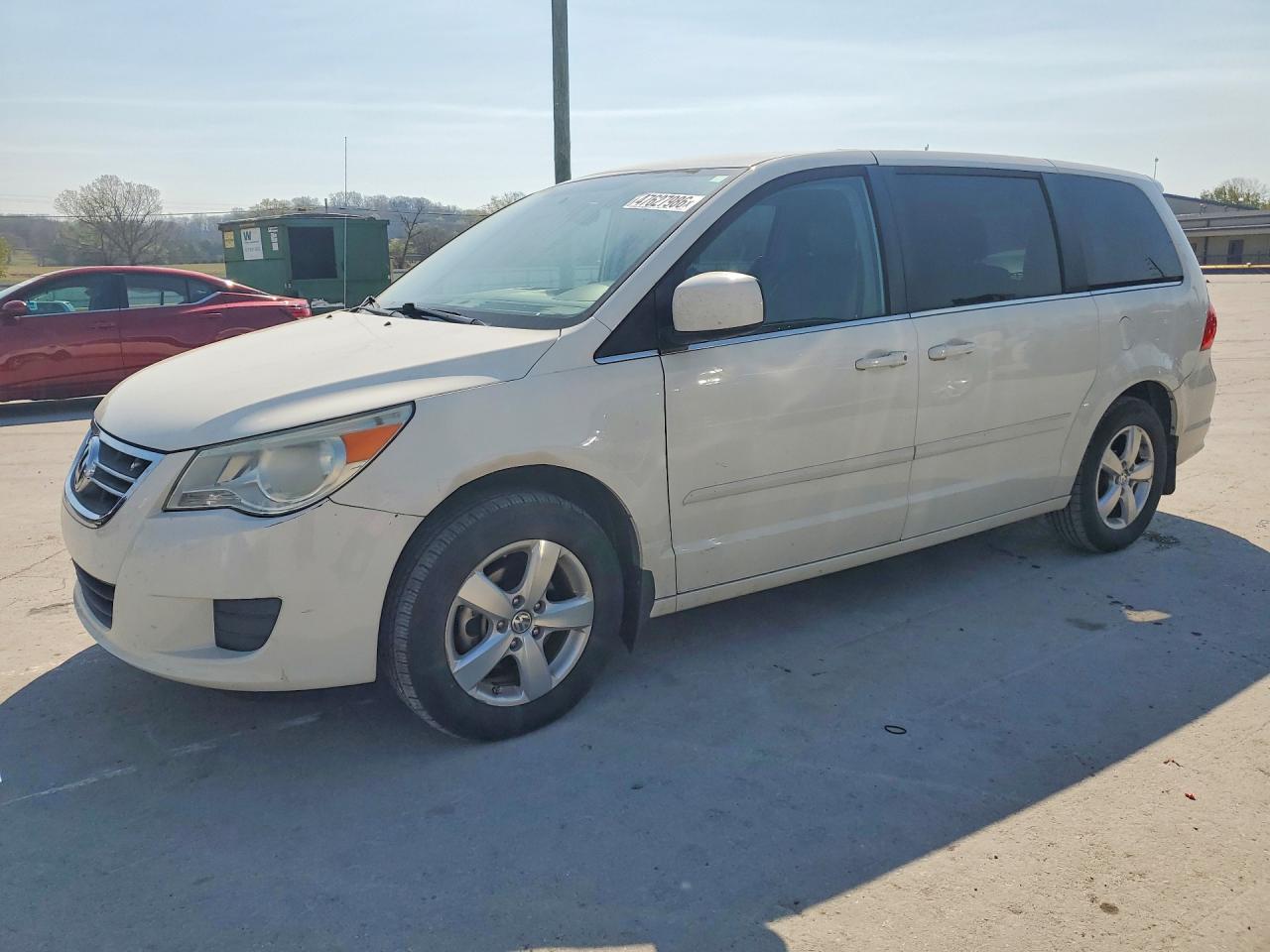 2010 Volkswagen Routan Se White vin: 2V4RW3D1XAR246044