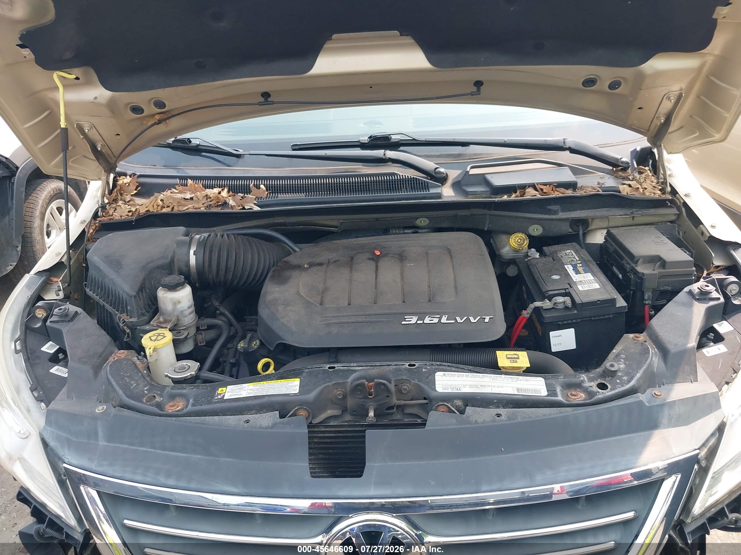 2011 Volkswagen Routan Se Beige vin: 2V4RW3DG0BR766811