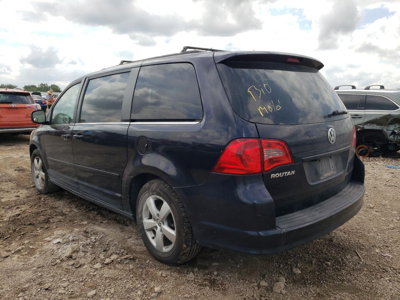 2011 Volkswagen Routan Se Black vin: 2V4RW3DG3BR622167