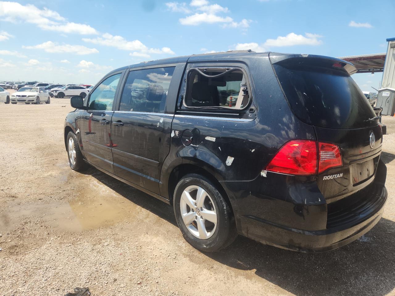 2011 Volkswagen Routan Se Black vin: 2V4RW3DG3BR643486 Damage: Left Qtr Panel, Multiple Dents/Paint Damage, 2