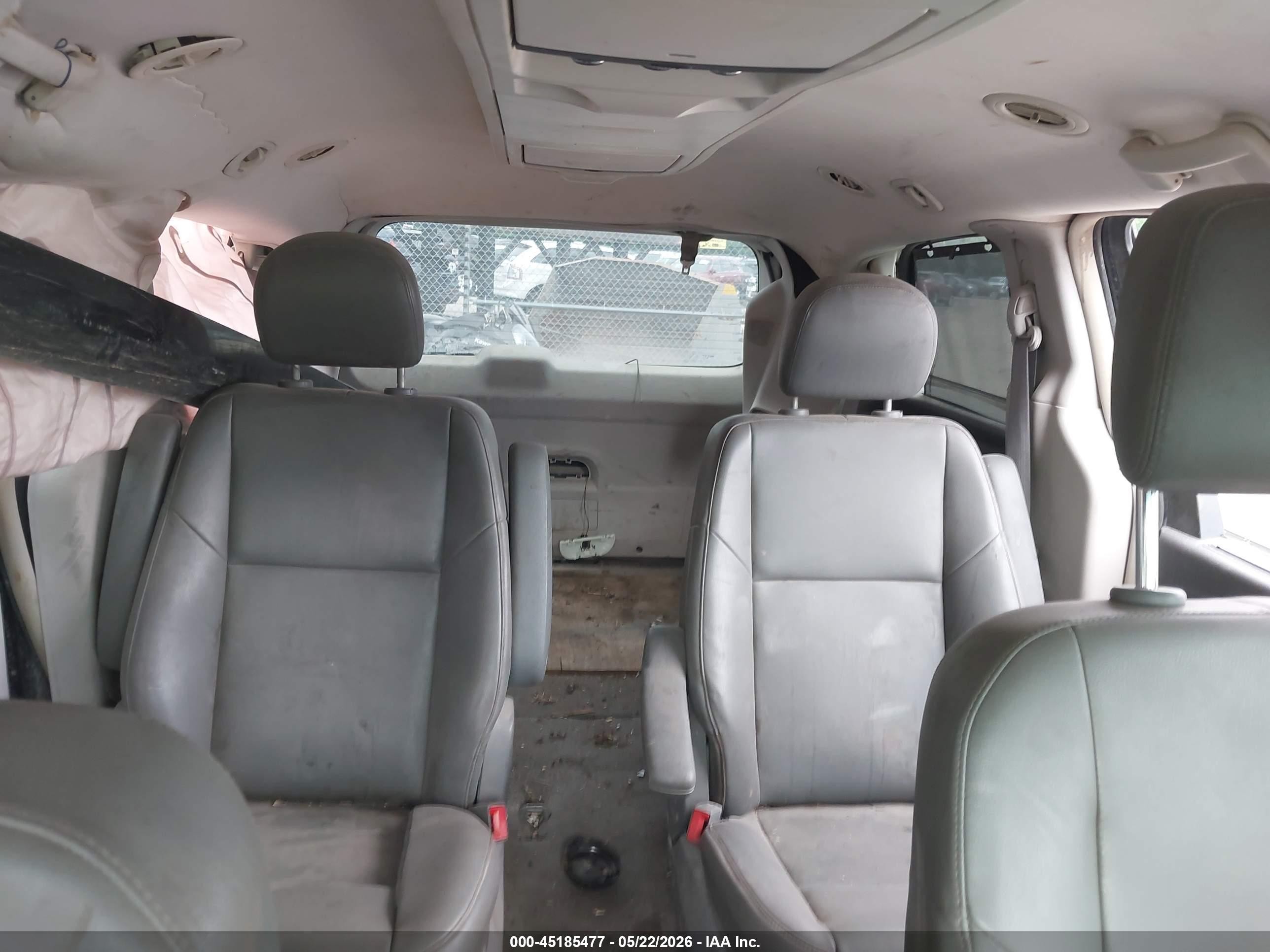 2011 Volkswagen Routan Se Black vin: 2V4RW3DG5BR643408