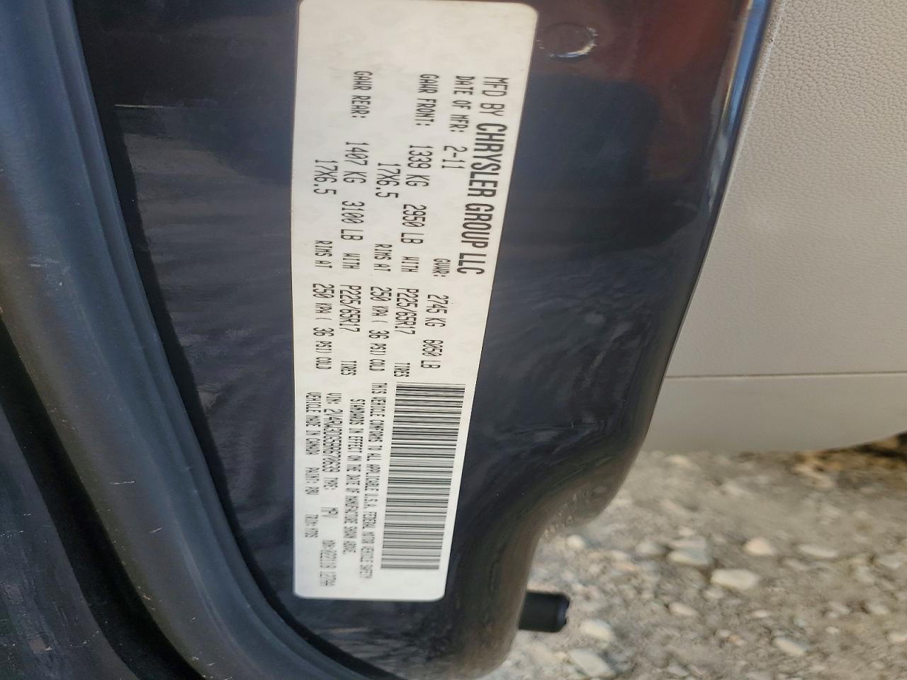 2011 Volkswagen Routan Se Black vin: 2V4RW3DG5BR670639
