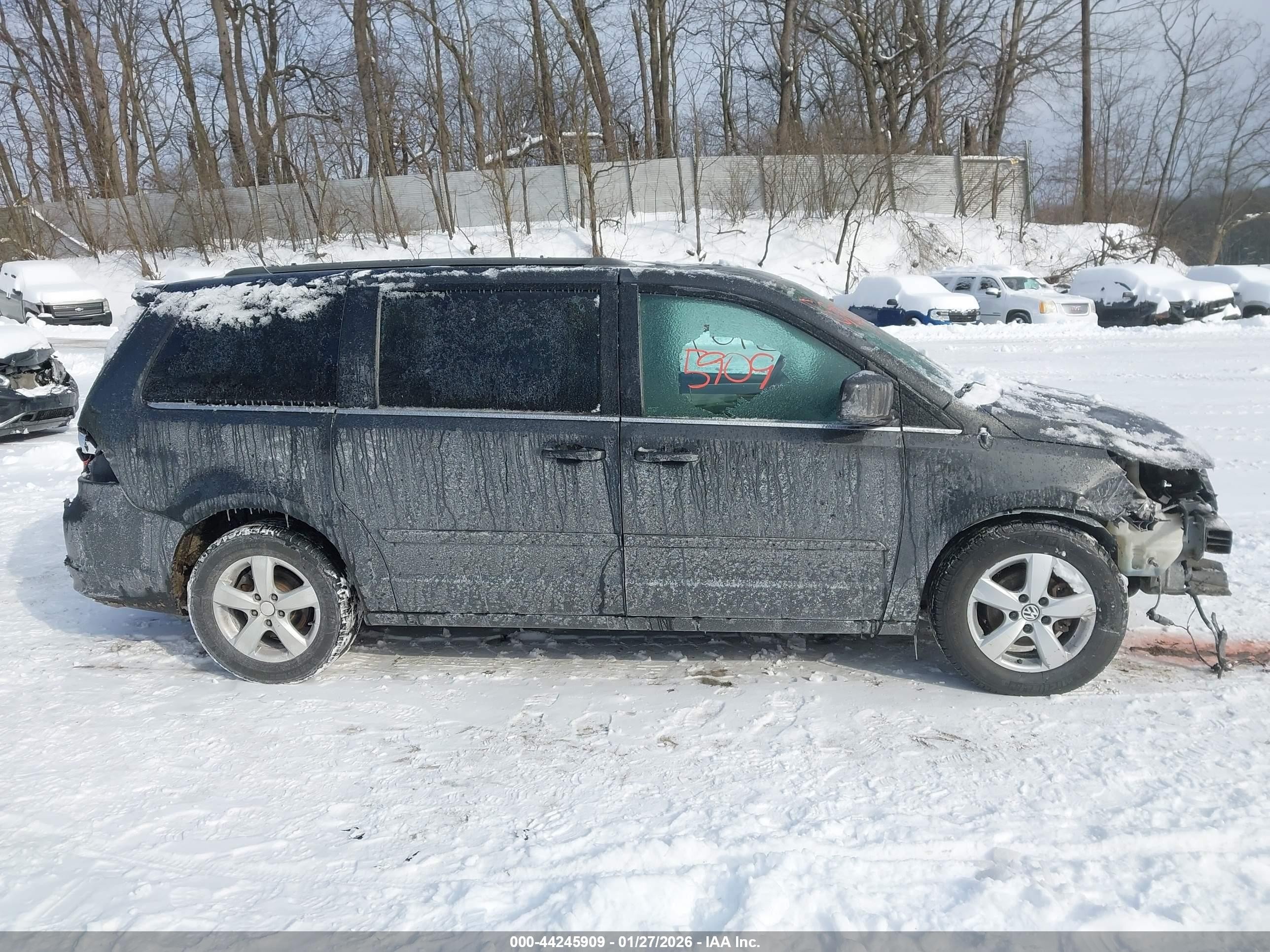 2011 Volkswagen Routan Se Gray vin: 2V4RW3DG5BR695637