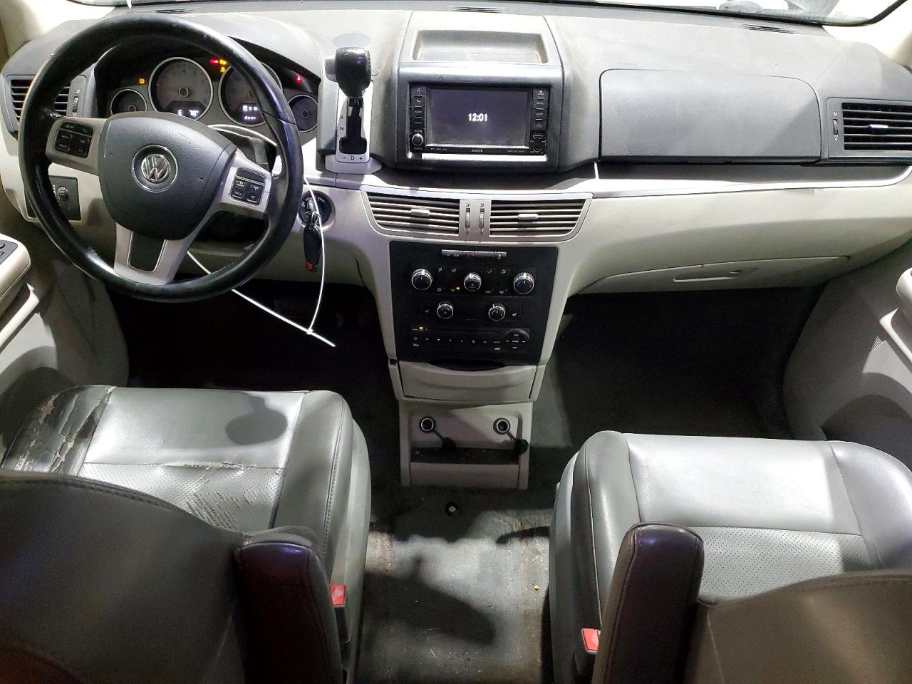 2011 Volkswagen Routan Se Черный vin: 2V4RW3DG5BR718155