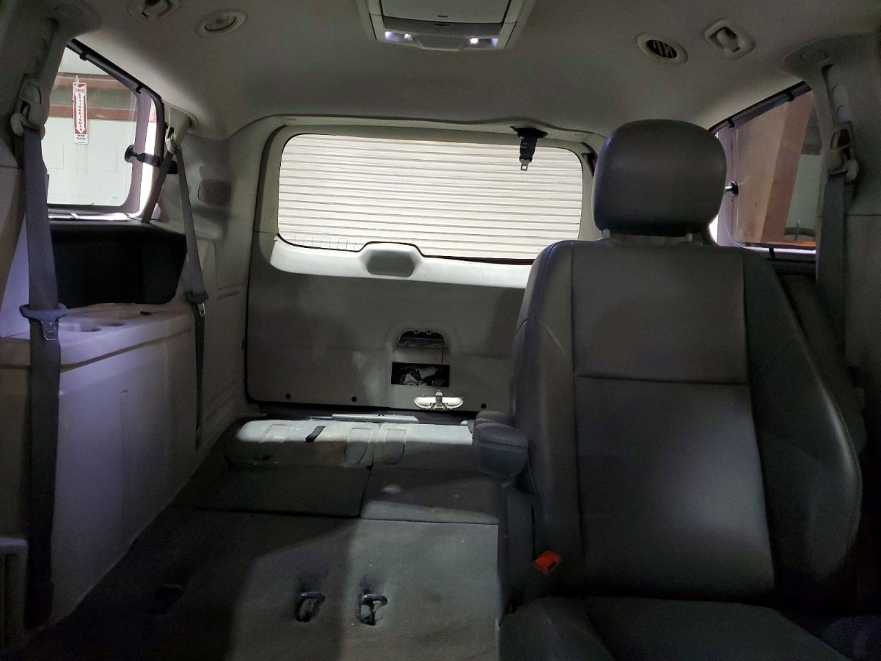 2011 Volkswagen Routan Se Черный vin: 2V4RW3DG5BR718155