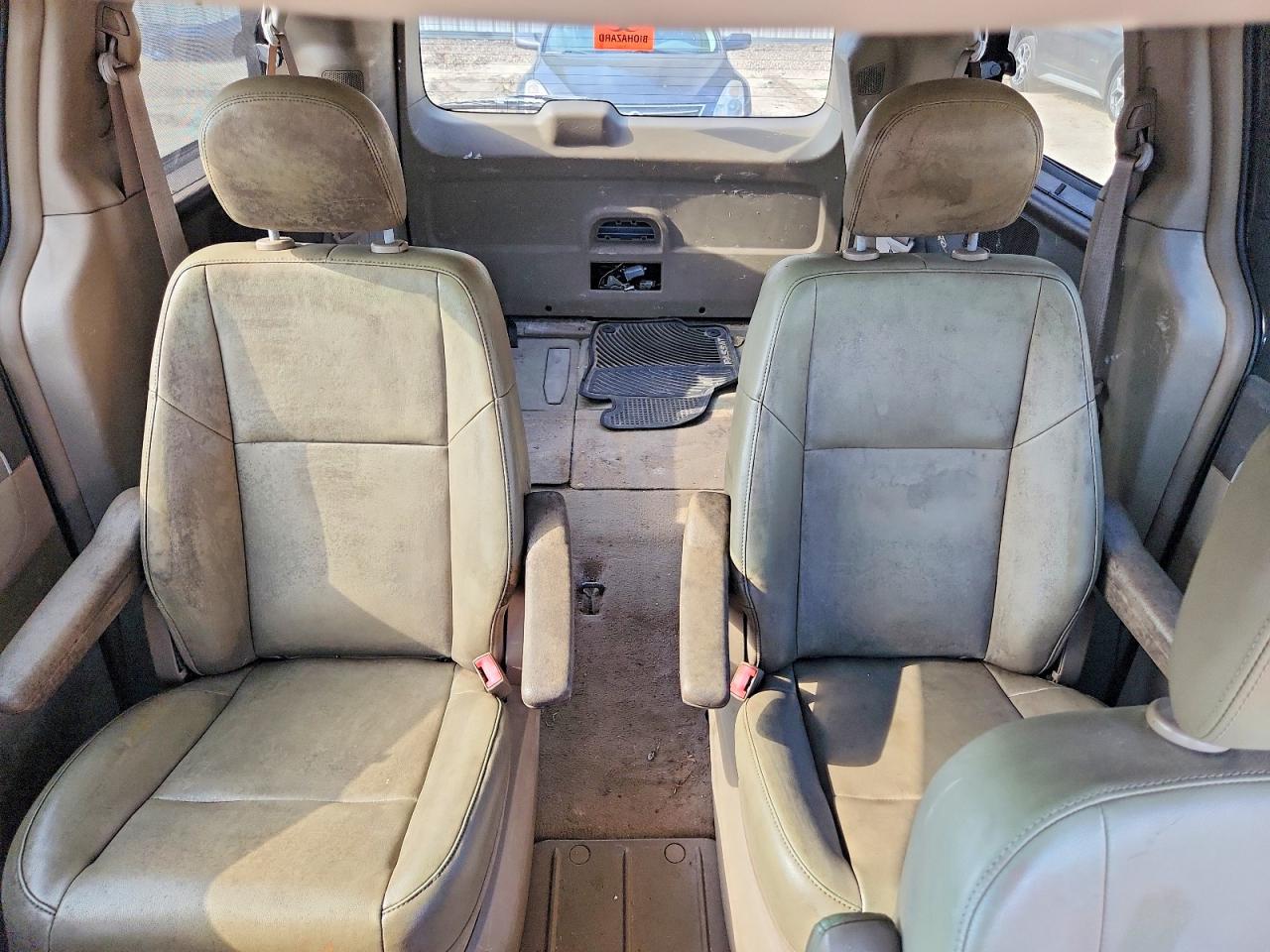 2011 Volkswagen Routan Se Black vin: 2V4RW3DG8BR717680