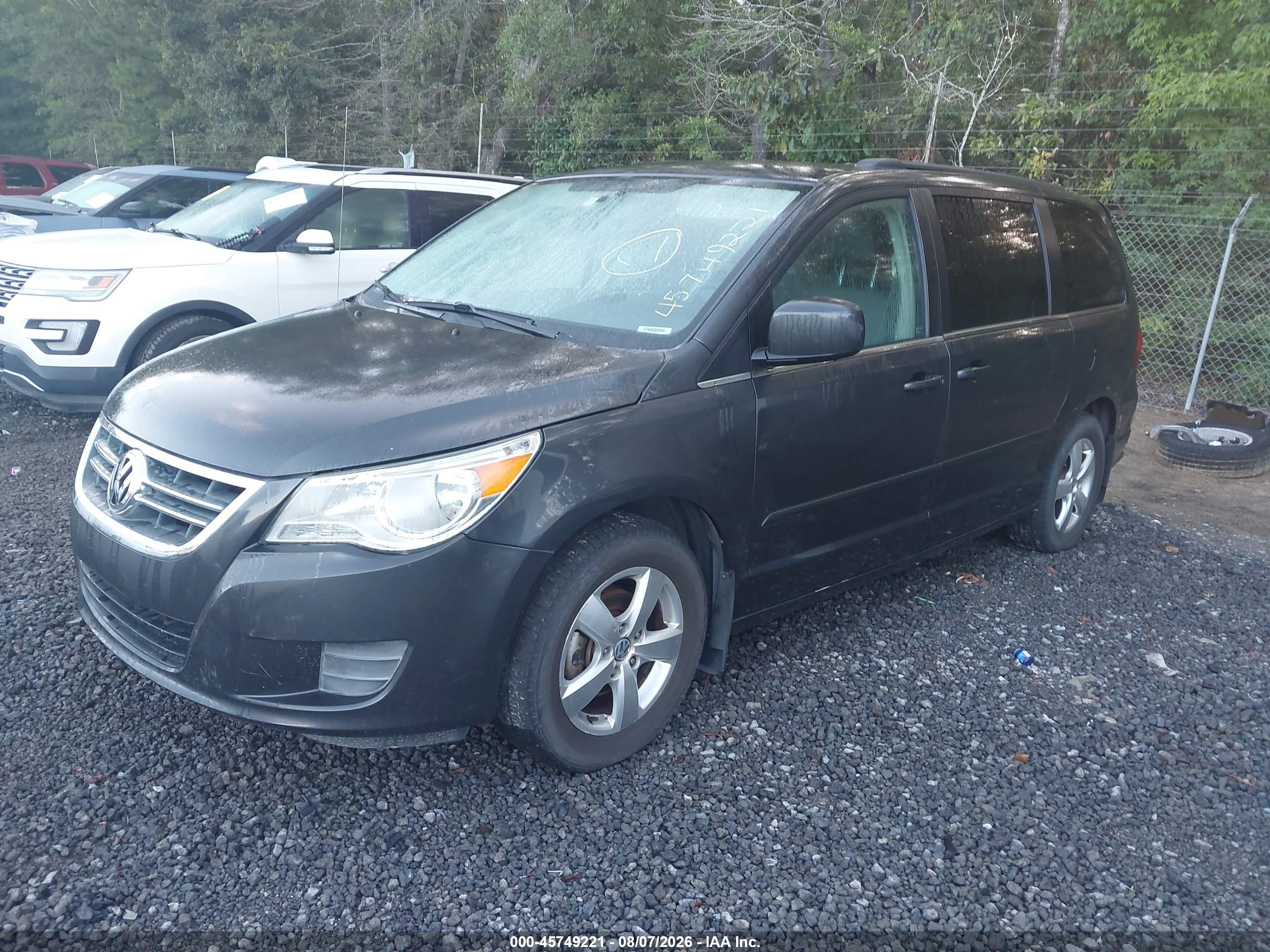 2011 Volkswagen Routan Se Gray vin: 2V4RW3DG8BR738934