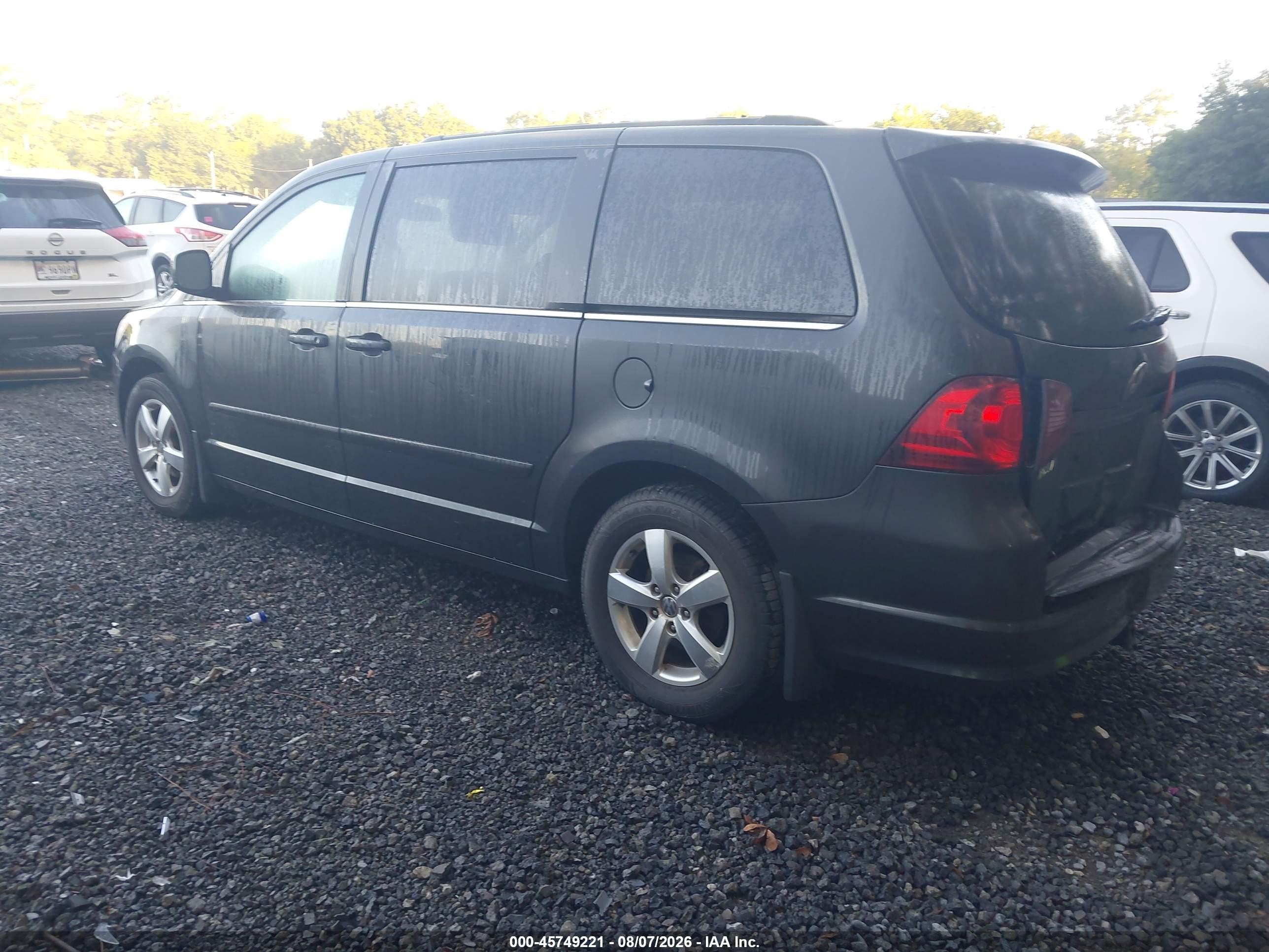 2011 Volkswagen Routan Se Gray vin: 2V4RW3DG8BR738934