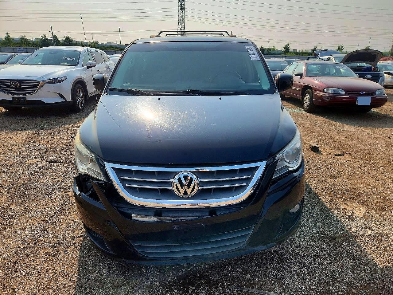 2011 Volkswagen Routan Se Black vin: 2V4RW3DG9BR670806
