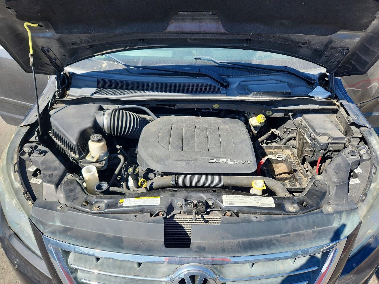 2011 Volkswagen Routan Se Charcoal vin: 2V4RW3DG9BR766550
