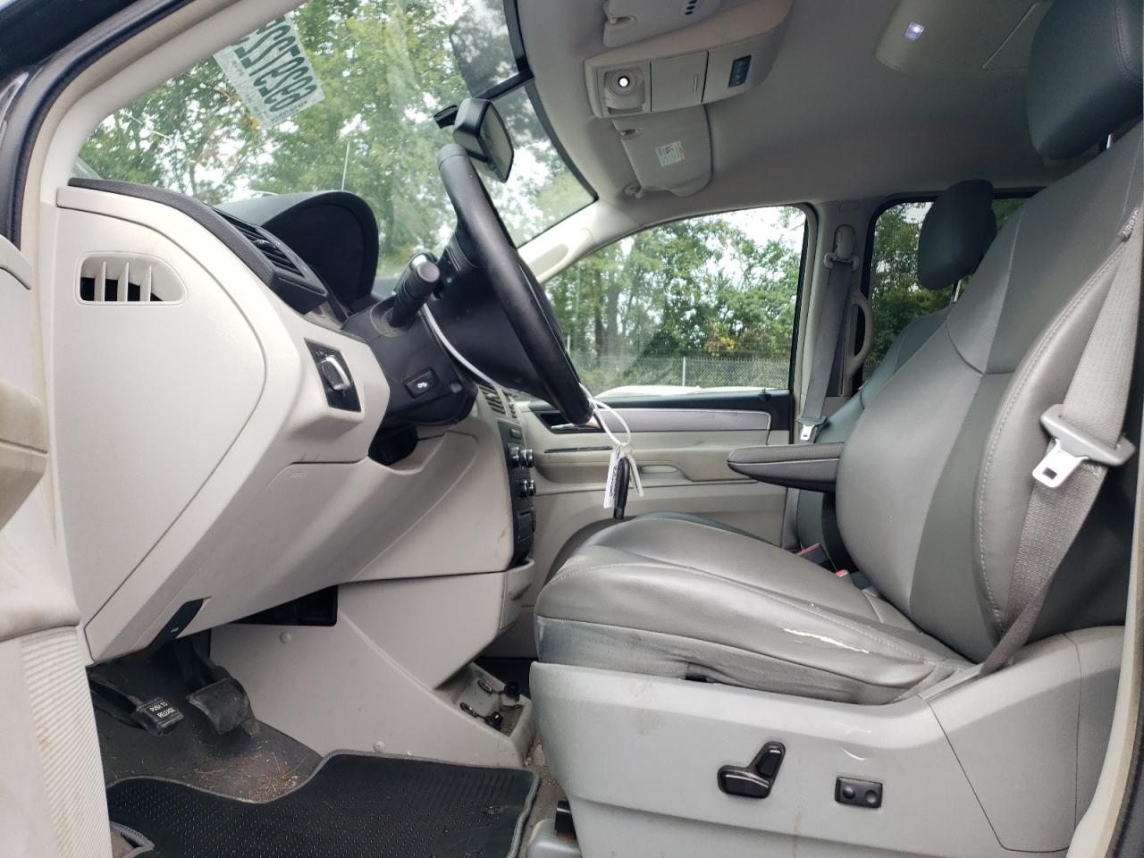 2011 Volkswagen Routan Se Black vin: 2V4RW3DG9BR806190