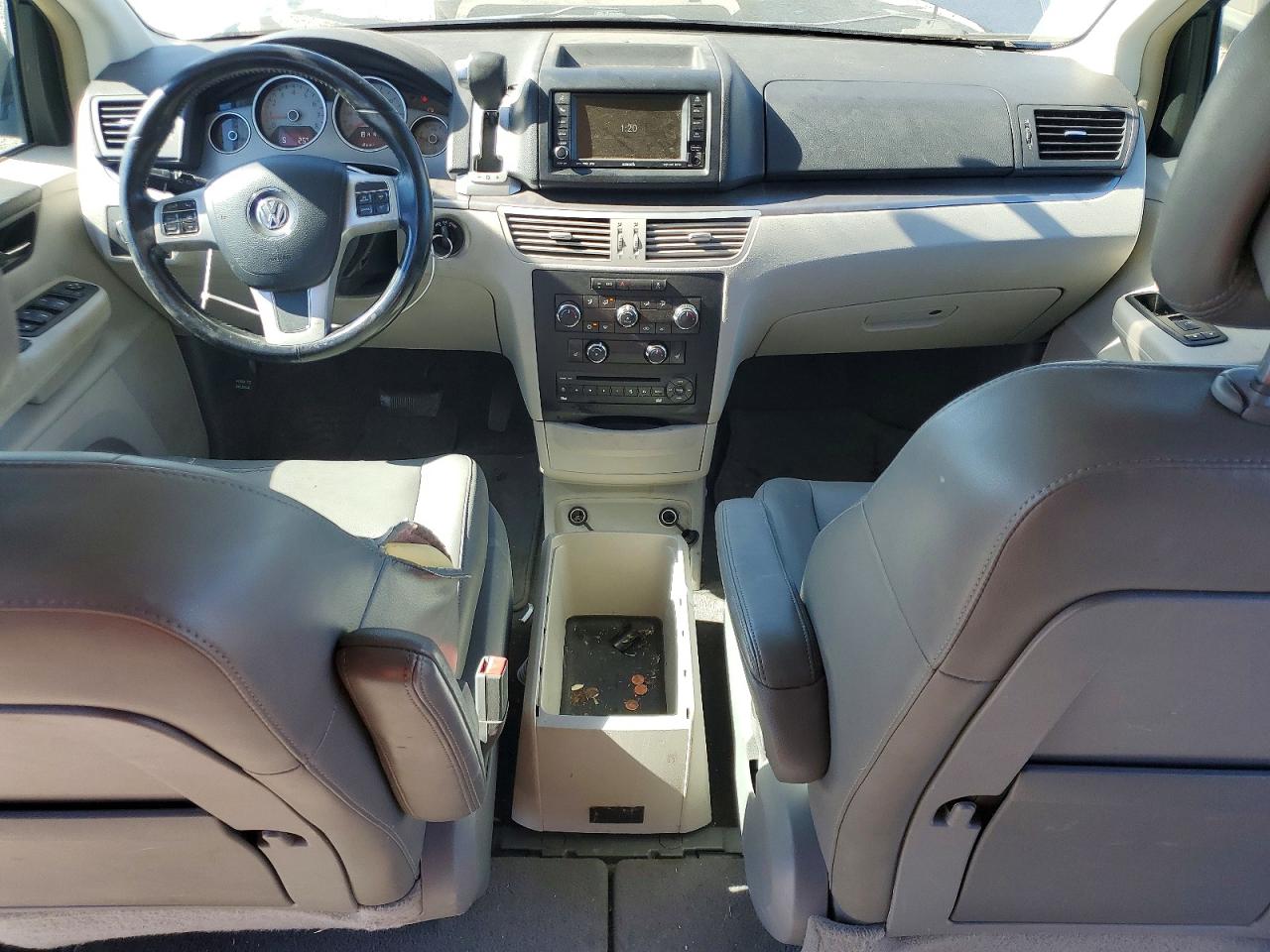2011 Volkswagen Routan Se Blue vin: 2V4RW3DGXBR717180